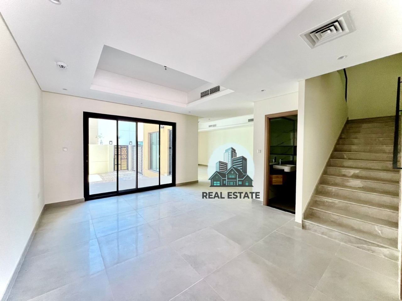 Bigger layout |3BR + Maid Room For rent