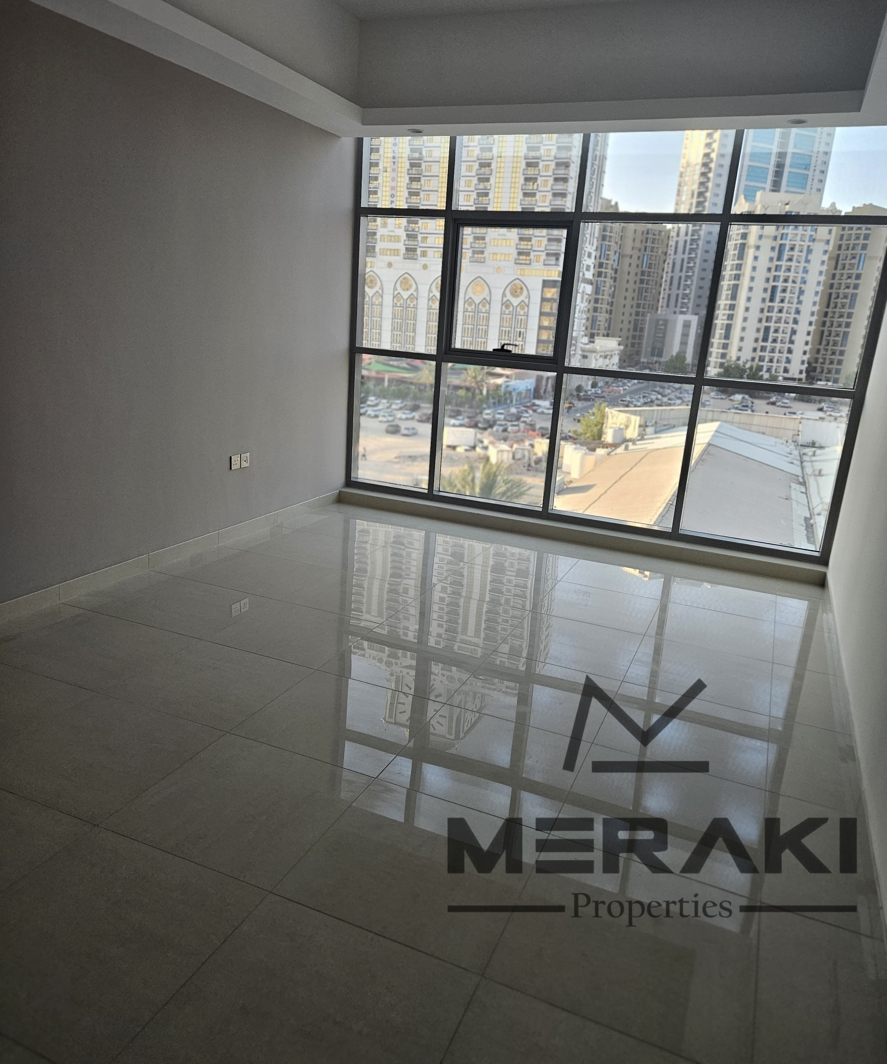 One-bedroom apartment with a living room for ownership in Galfa Tower, a new building, excellent finishing.