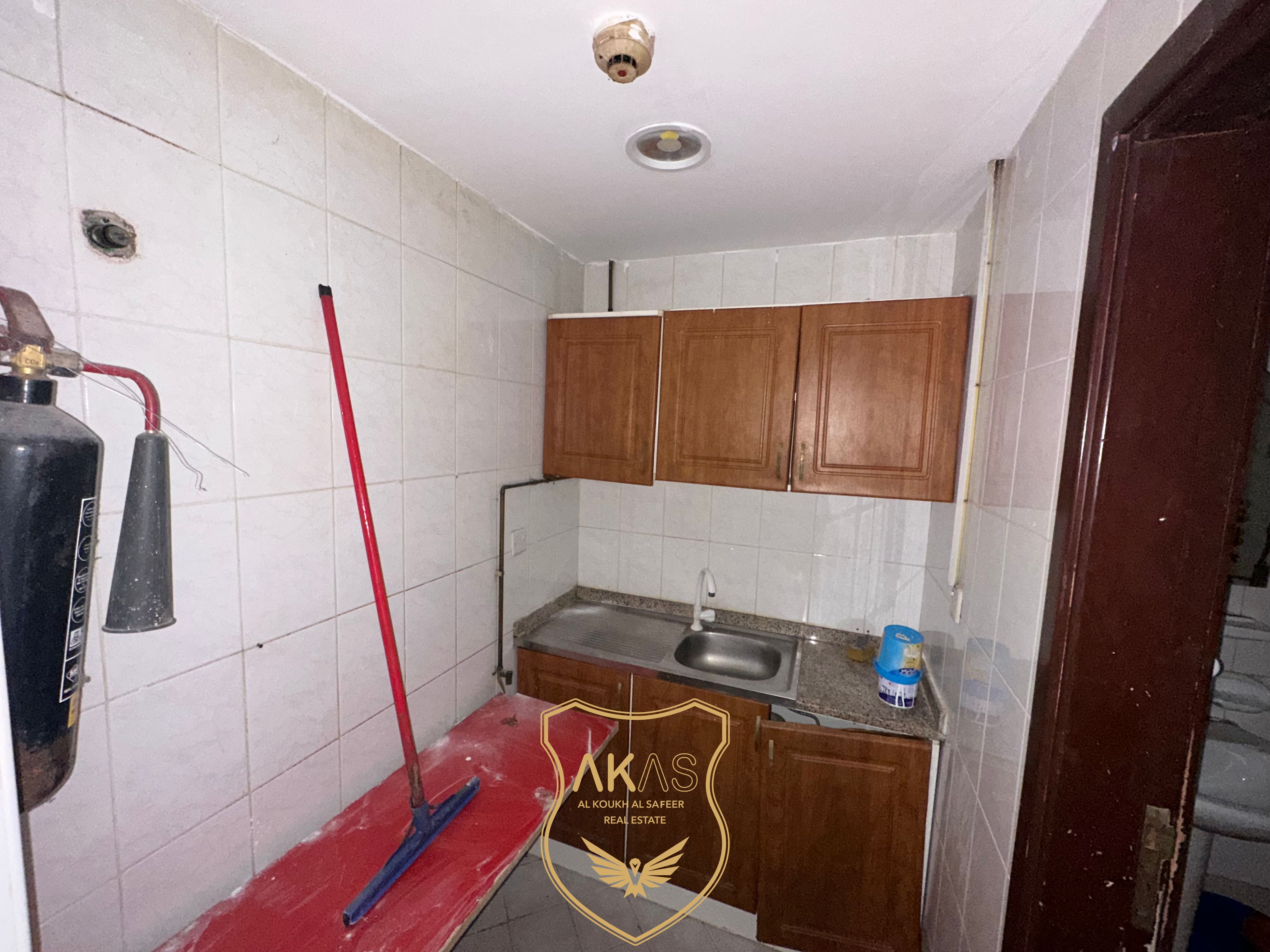 Spacious Studio with Separate Kitchen | Near Mosque & Shopping
