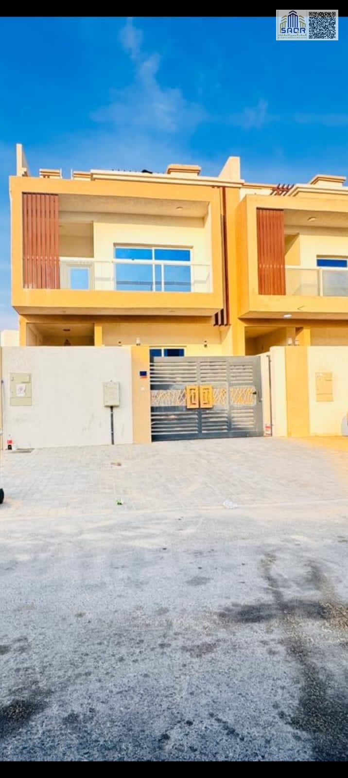 Townhouse Villa for Rent – Al Zahya Modern townhouse villa located in Al Zahya, consisting of ground floor, first floor, and roof. Built on a plot area of 1,777 sq ft, the villa features a master bedroom, a spacious living hall, and a separate majlis. The