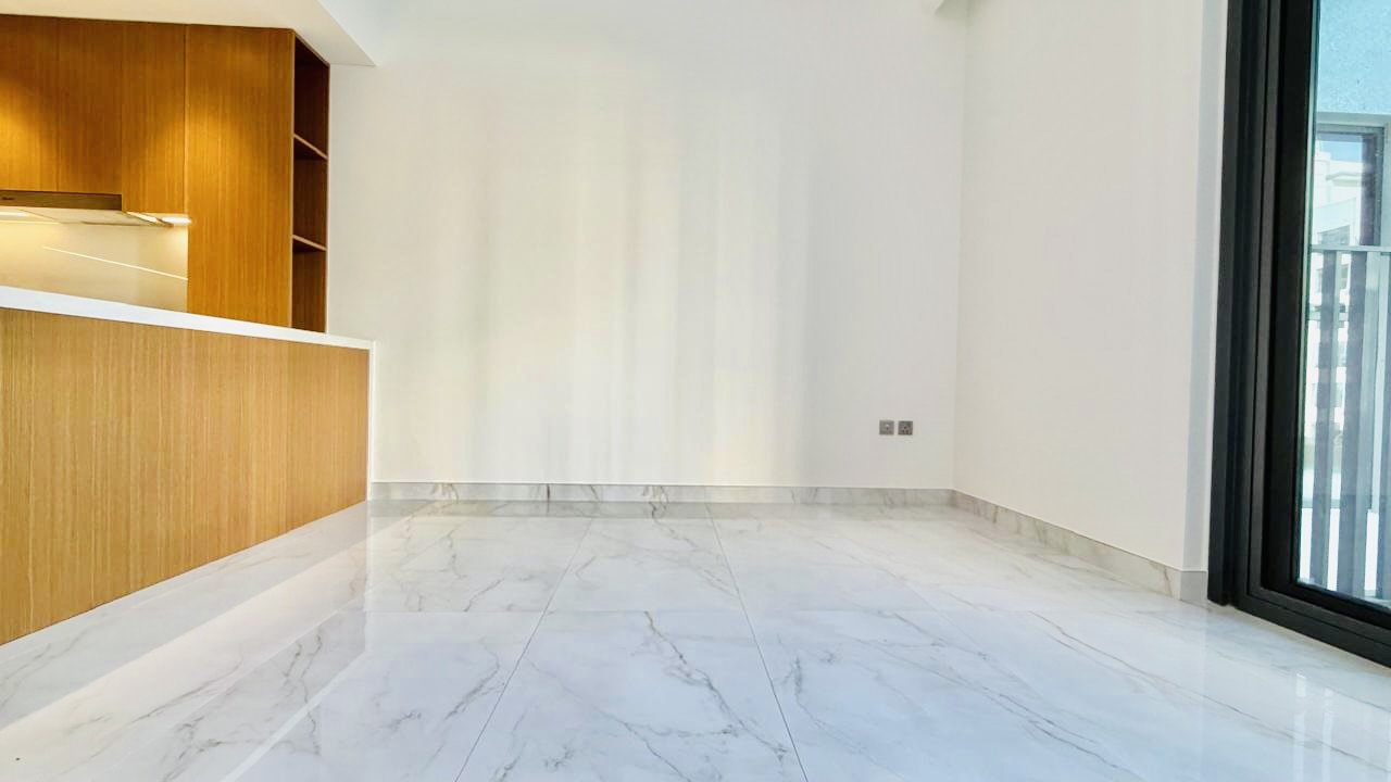Resort Style Amenities // Brand New Amazing 1/BR // Ready to Move