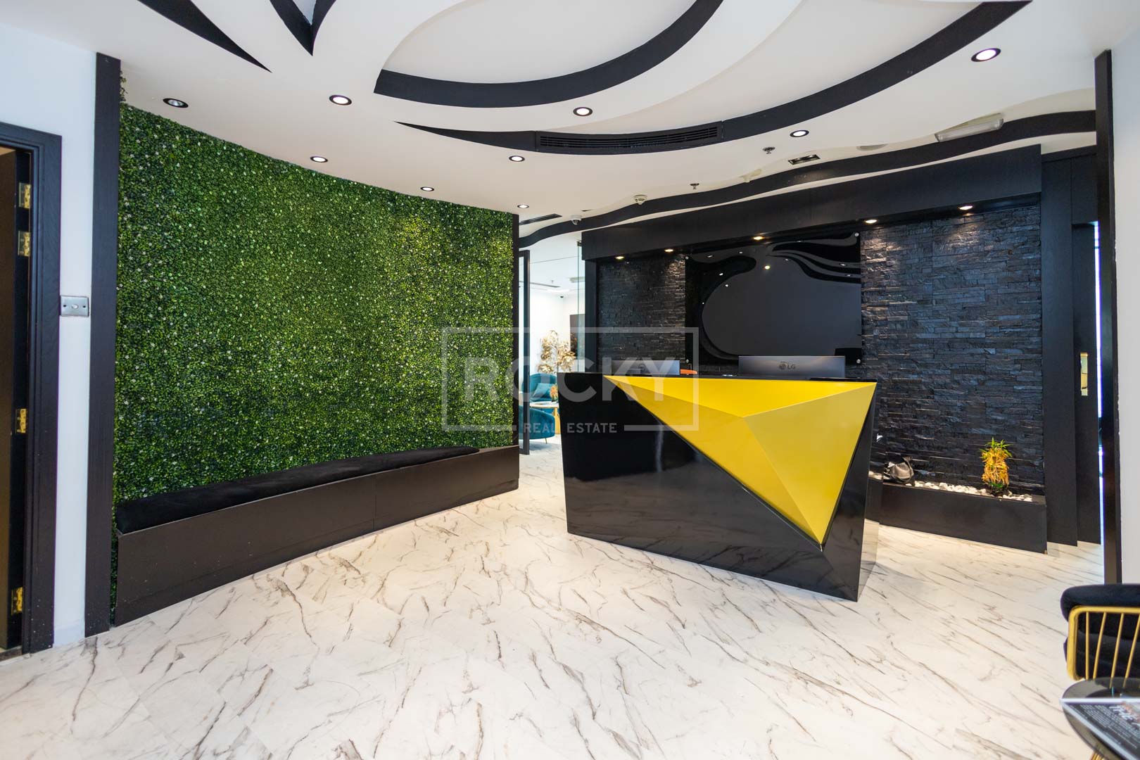 Fully Fitted | SZR Road view | Prime location