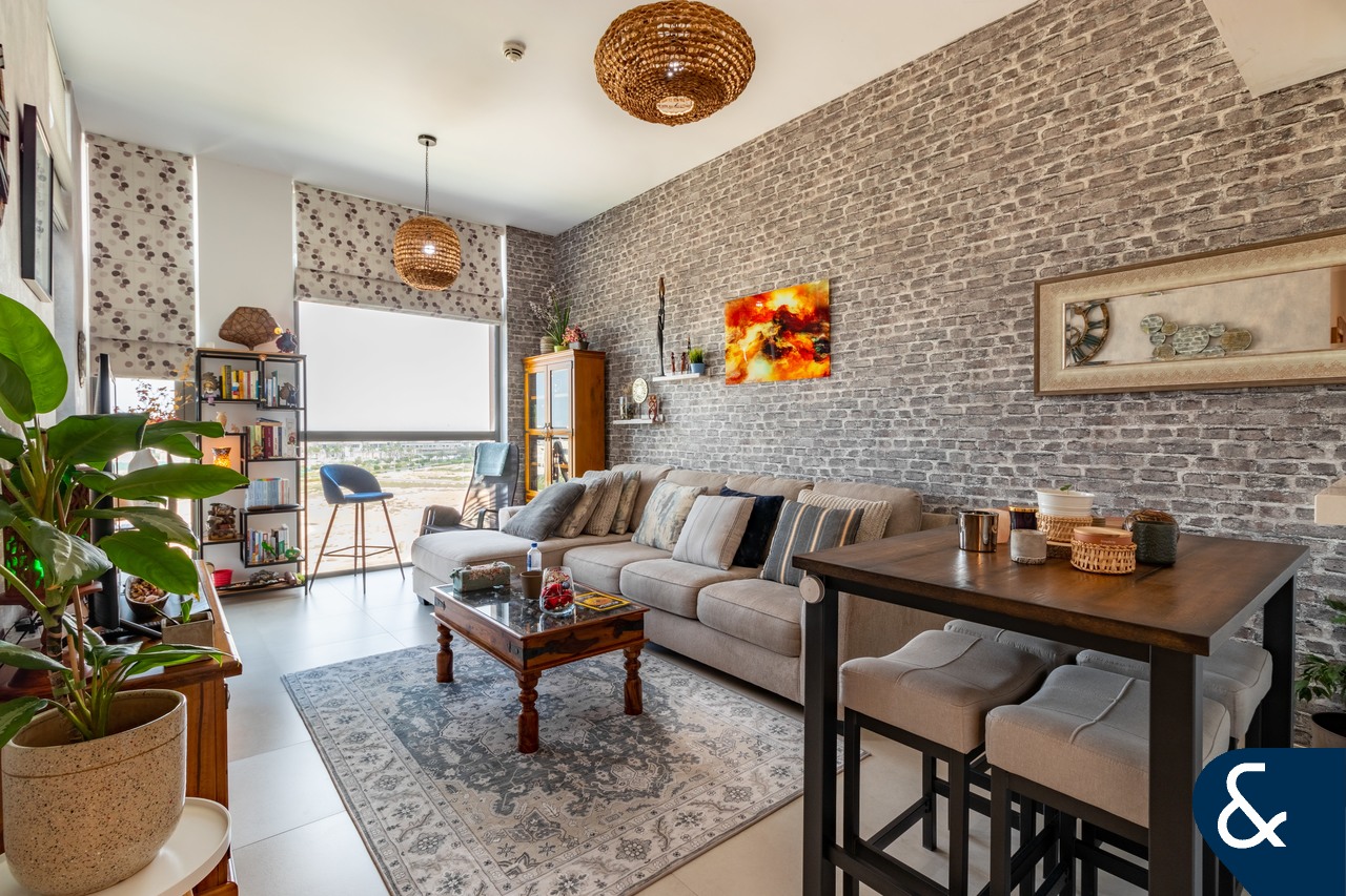 2 Bedroom | High Floor | Fully Furnished