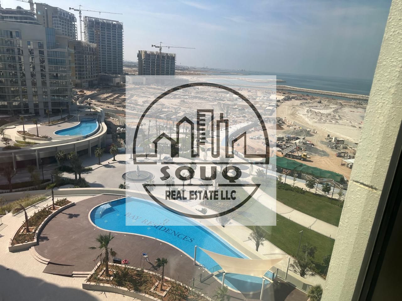 Stunning 1 BR Water View in Northbay Residences