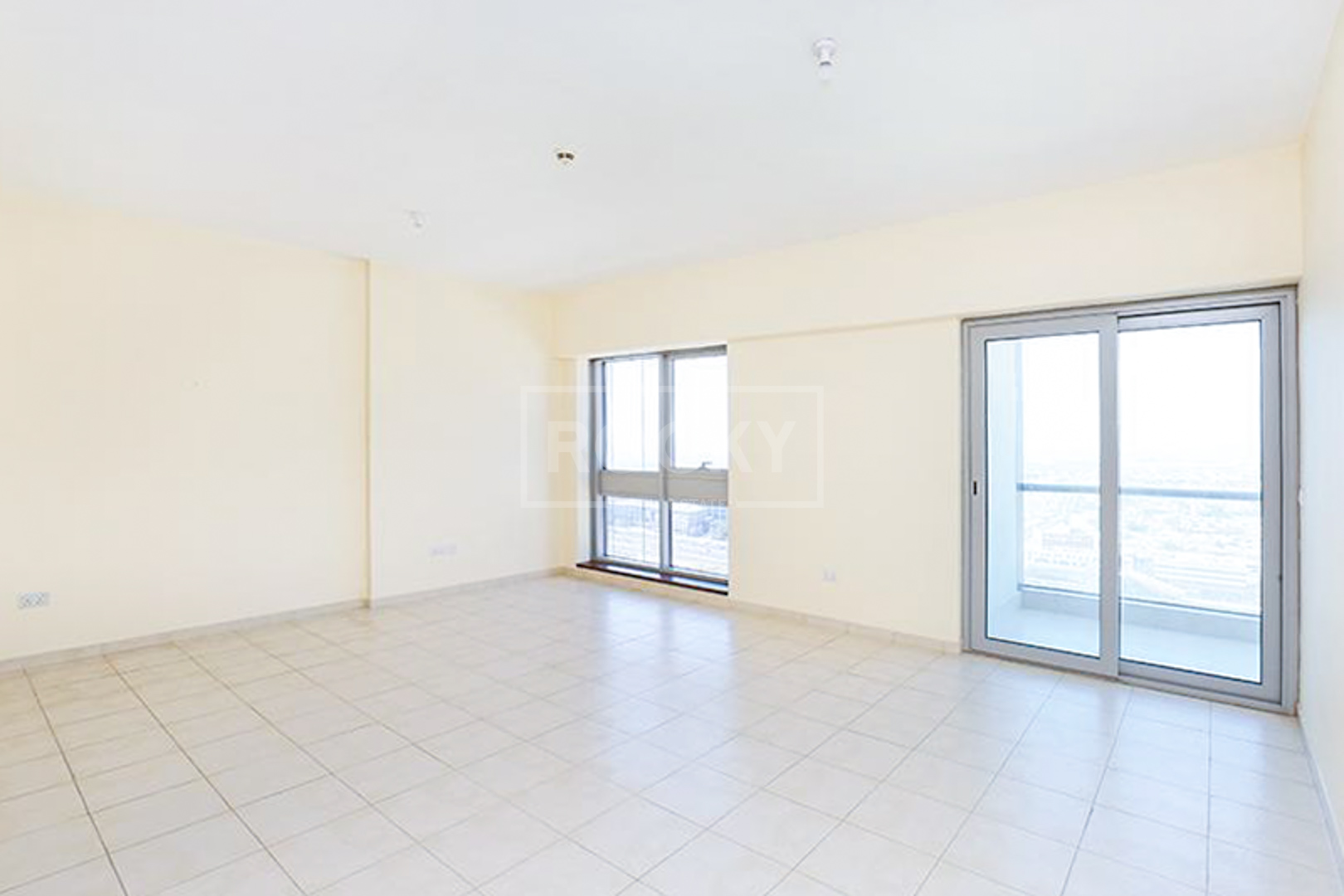 Vacant | High Floor | Near to Metro