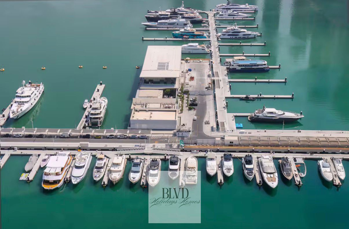 BLVD | Marina Vista Private Beach & Infinity Pool