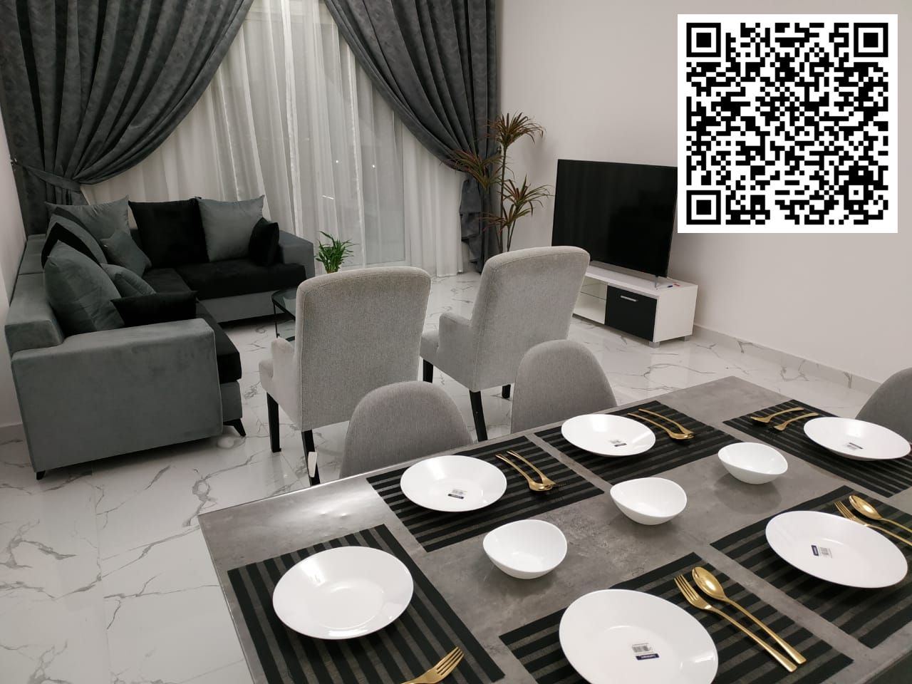 For Sale | 2-Bedroom Apartment – Oasis Towers Location: Oasis Towers Floor: 10 Size: 1,538.56 sq ft Direct Sea View Apartment Featu