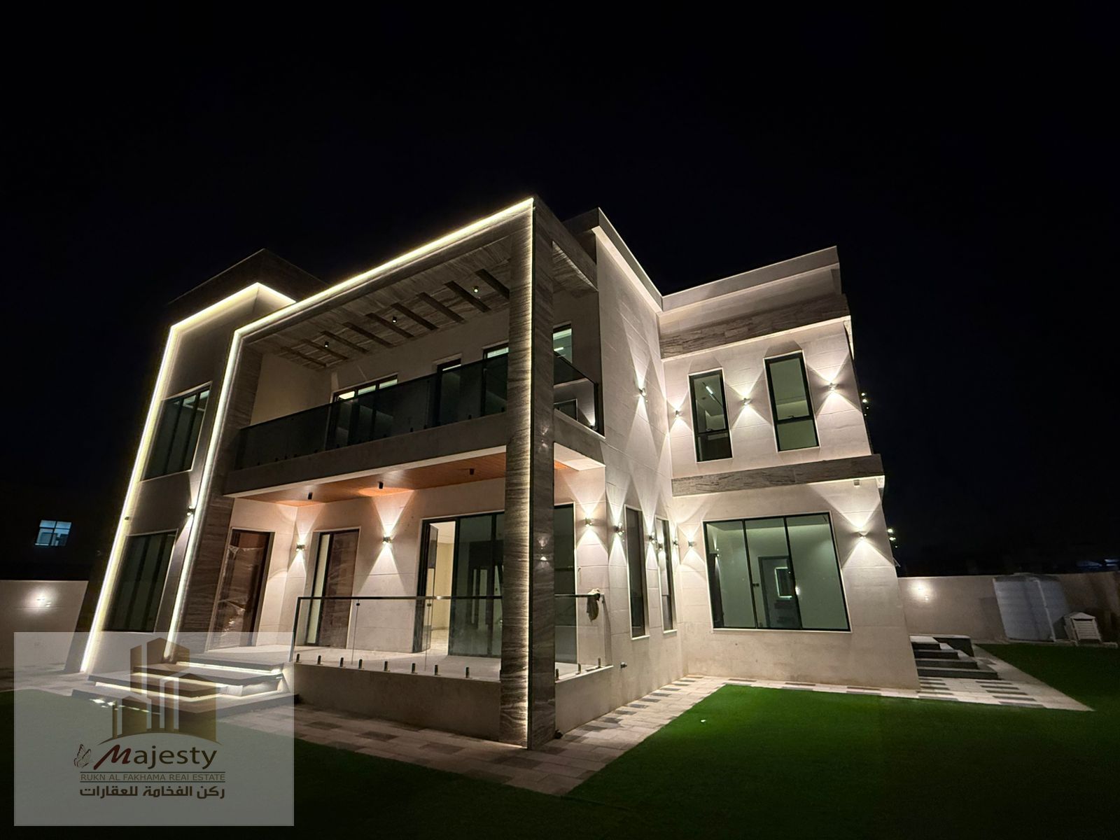 For sale, a villa in the Emirate of Sharjah, specifically in the Al Hoshi area