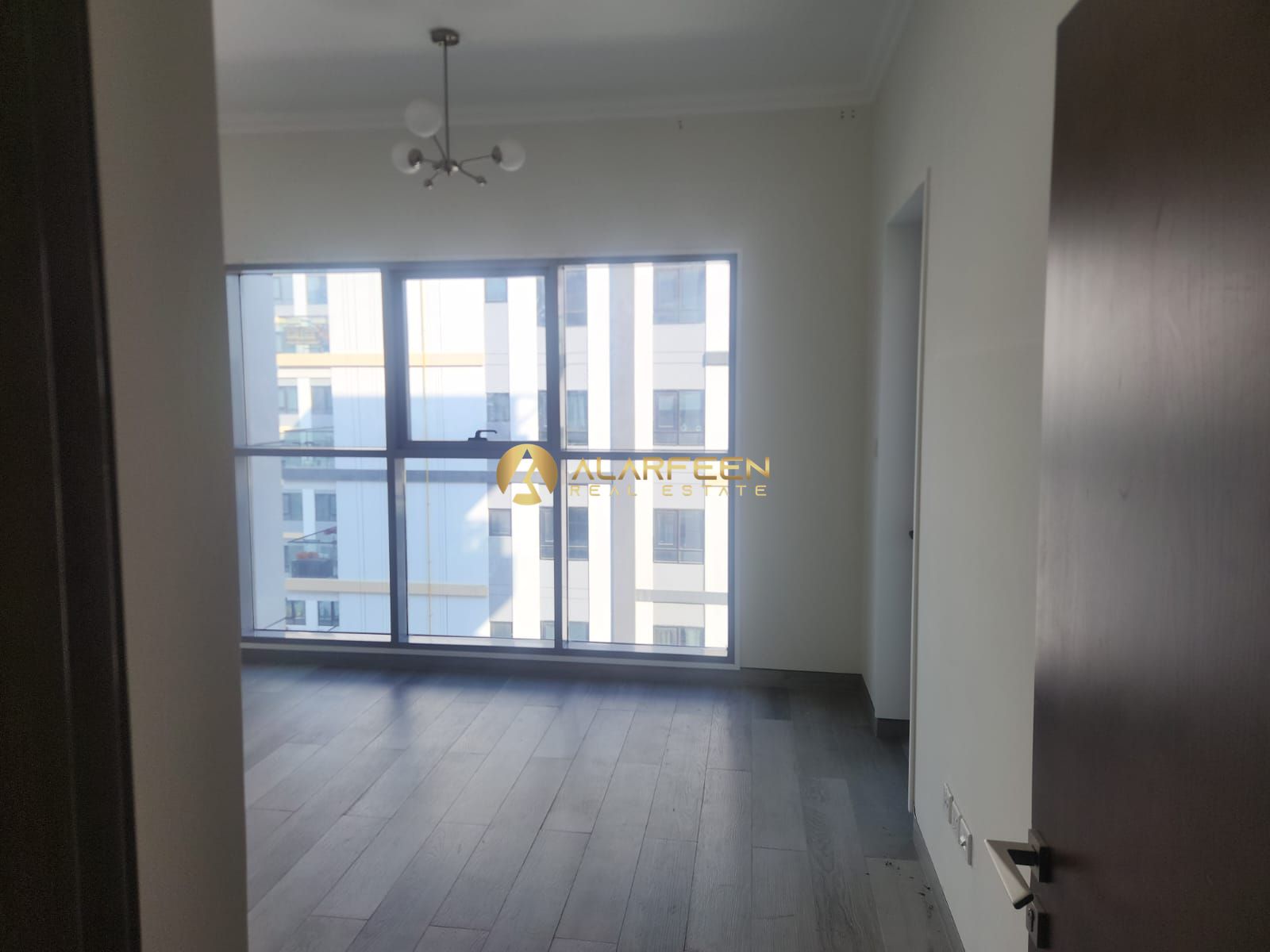Generous Size | Fitted Kitchen | Ready to Move