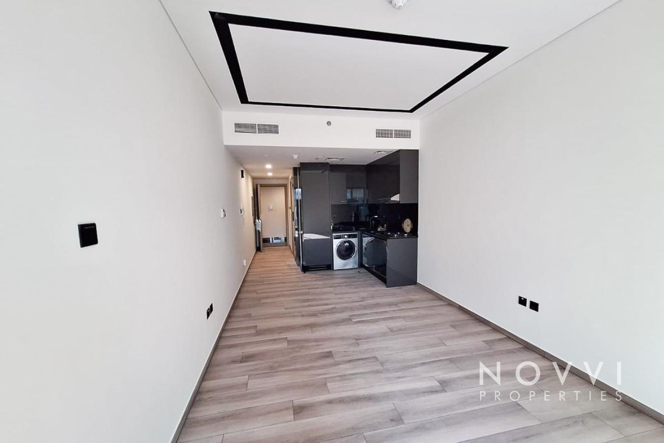 Studio Apartment | Pool View | Vacant Soon