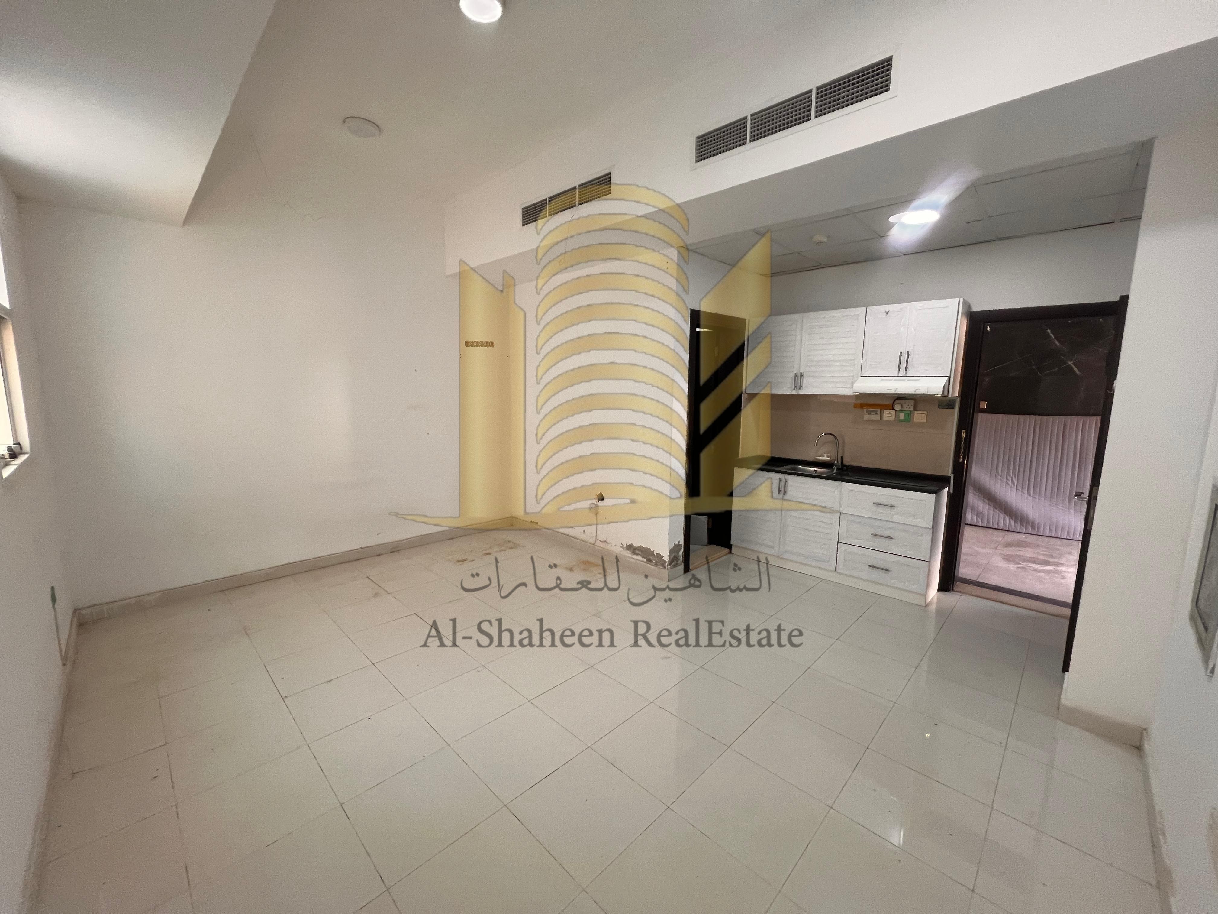 Industrial land for sale in Al Jurf 2, Ajman Land area: 6,727 sq ft Licensed for industrial use Building permit (Ground Zero) Potential uses: Warehouse, workers' accommodation, or showrooms and shops Freehold ownership for all nationalities Prime location