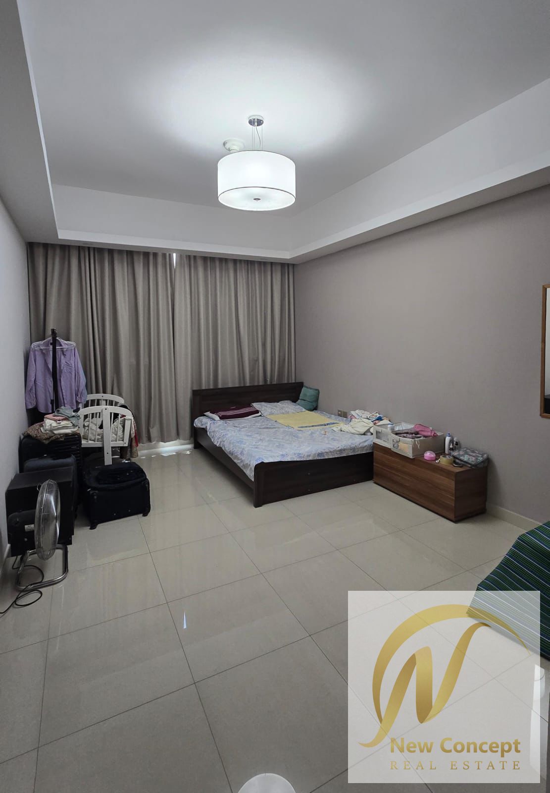 Apartment for Sale in Al Ghulfa Towers | Unobstructed Clock Tower View | No Commission A unique investment and residential opportunity in one of Ajma