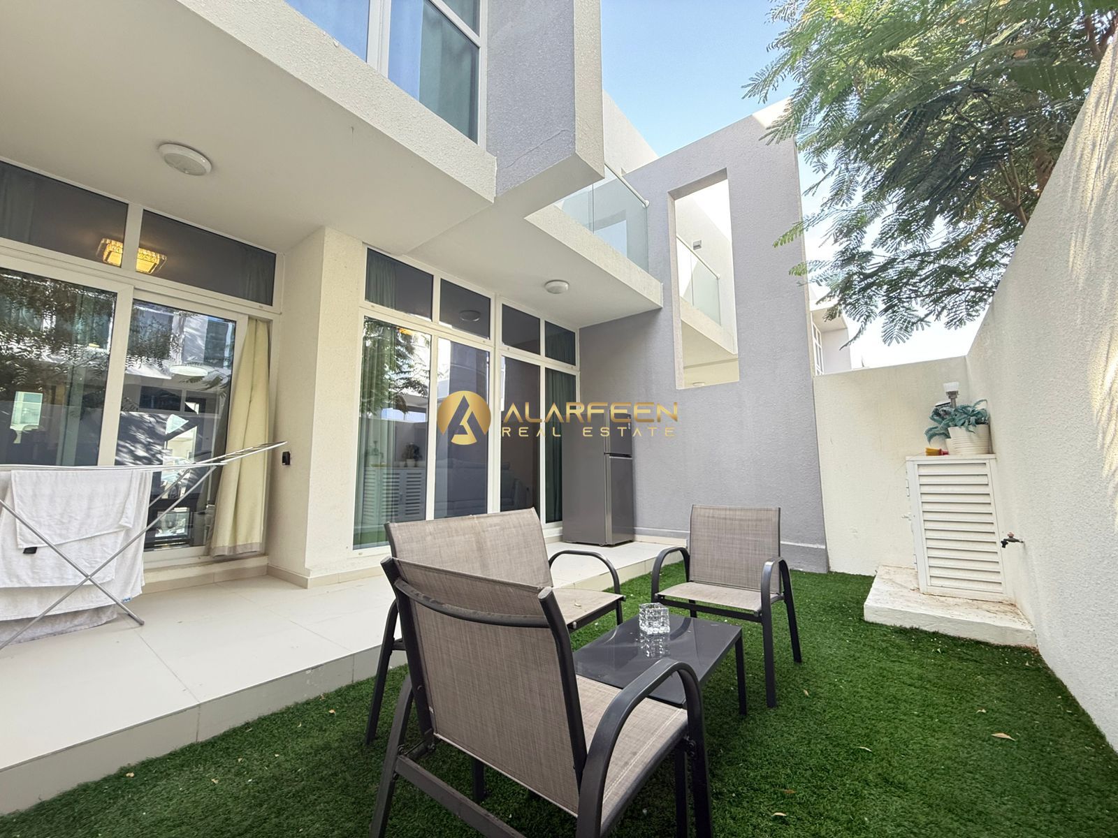 3 Bed | Spacious Layout | Community View