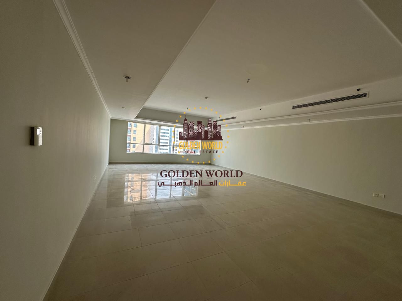 Spacious 4BR + living room apartment in Al Khan, Sharjah near Lu’lu’a Gulf. Free AC, sea & full panorama view, gym, pool, kids area, parking. Rent AED