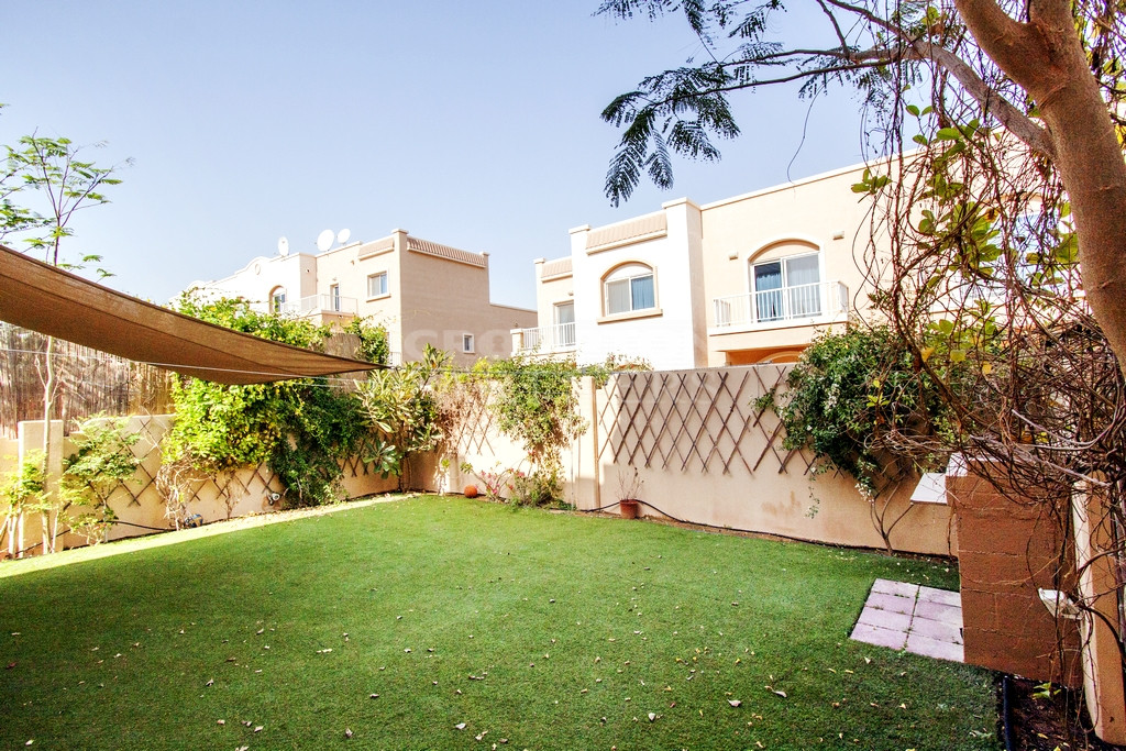 Single Row | Extended Garden | Prime Location