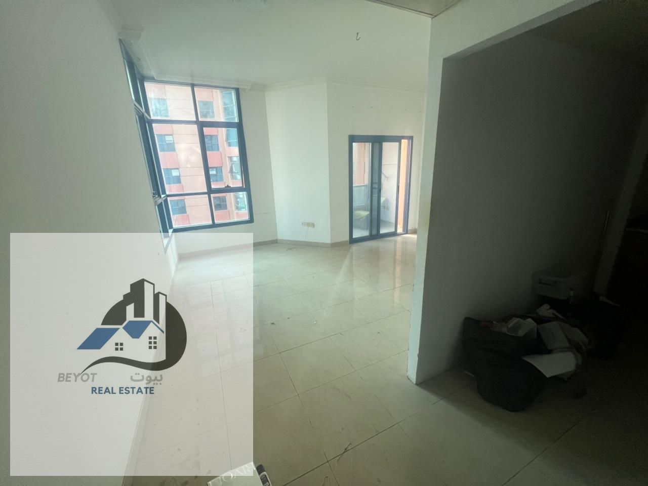 Apartment for Rent in Ajman – 1 Bedroom & Living Room Al Nuaimiya Towers – Prime Location Apartment Details: Spacious bedroom Comfortable livin