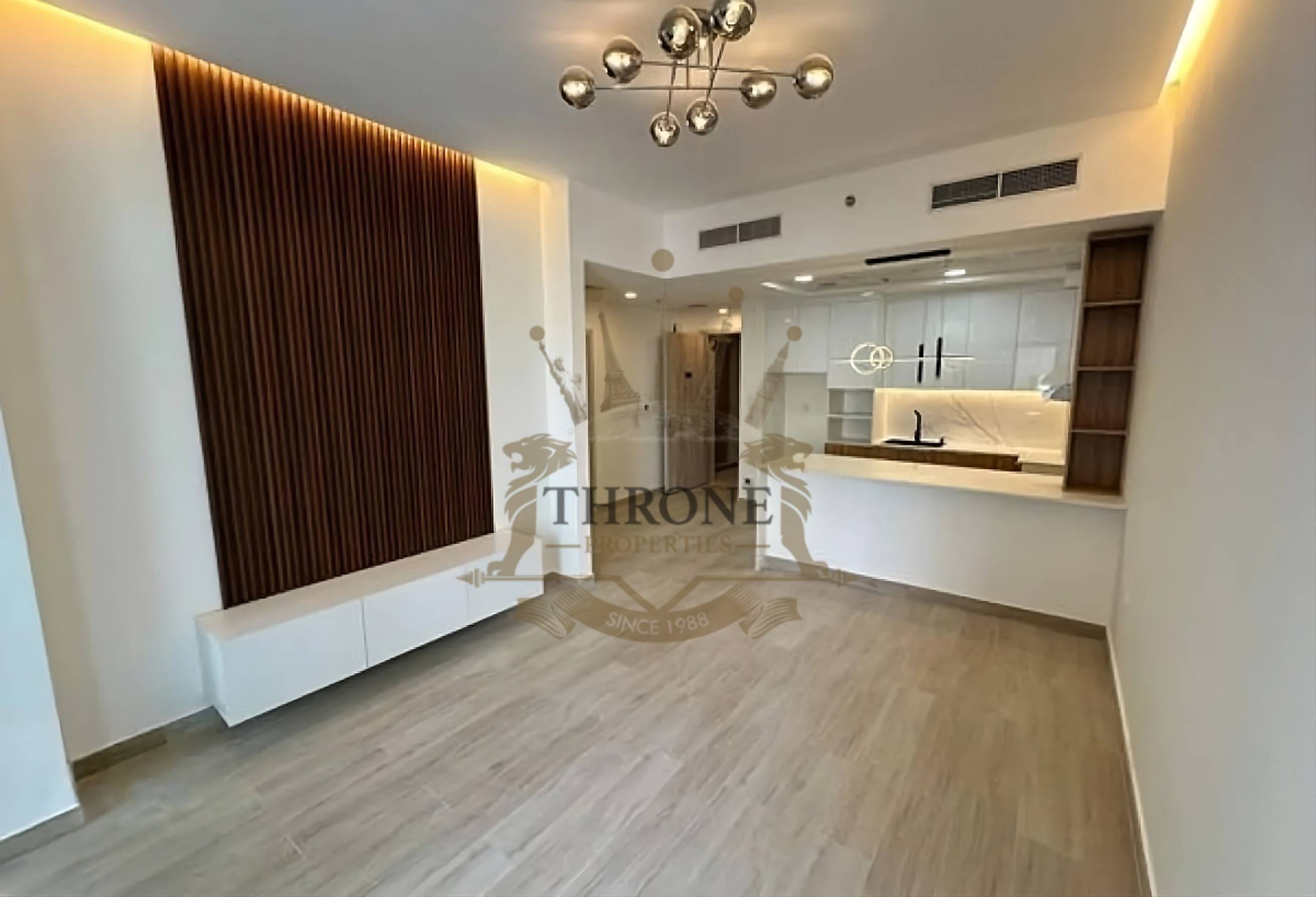 Luxurious 1 Bed | Spacious Living | Modern