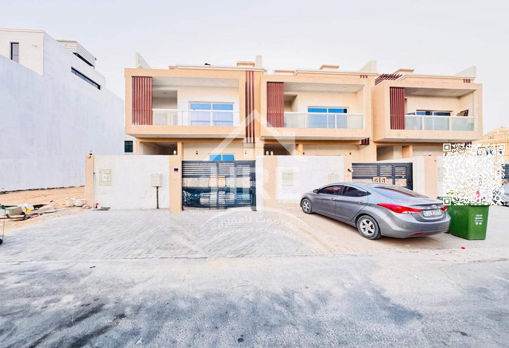 Luxury townhouse for rent in Al Zahia