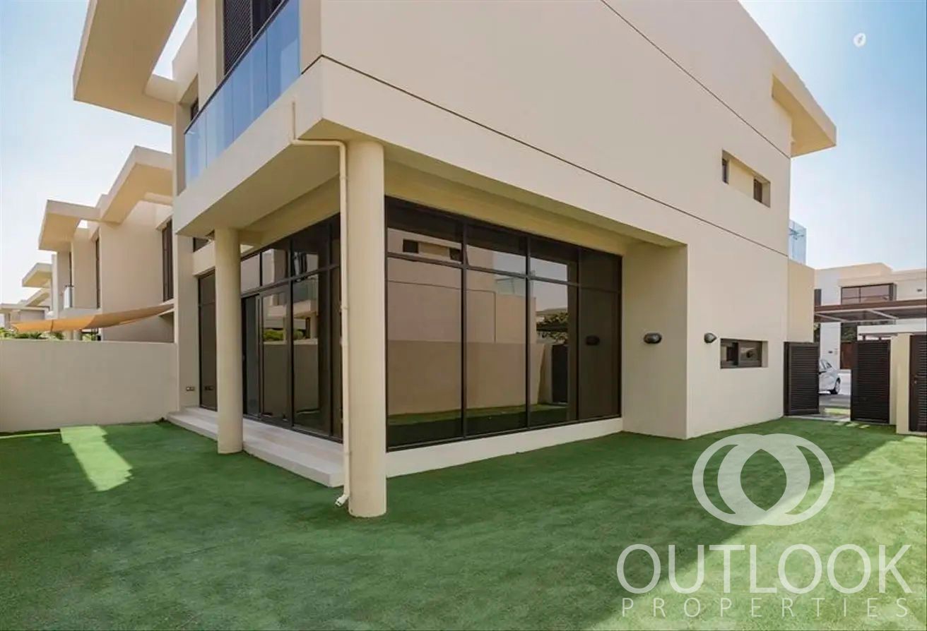 Single Row Villa I On the Park I Attractive Price