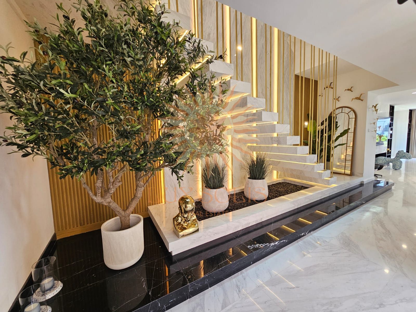 LUXURY UPGRADED | DESIGNER FURNITURE | SEA VIEW