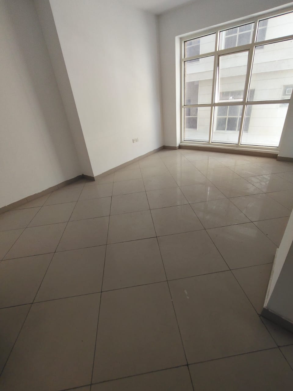 For annual rent in Sharjah, Al Muwailih Commercial area: one bedroom, living room, and 2 bathrooms. Excellent location, close to all services.