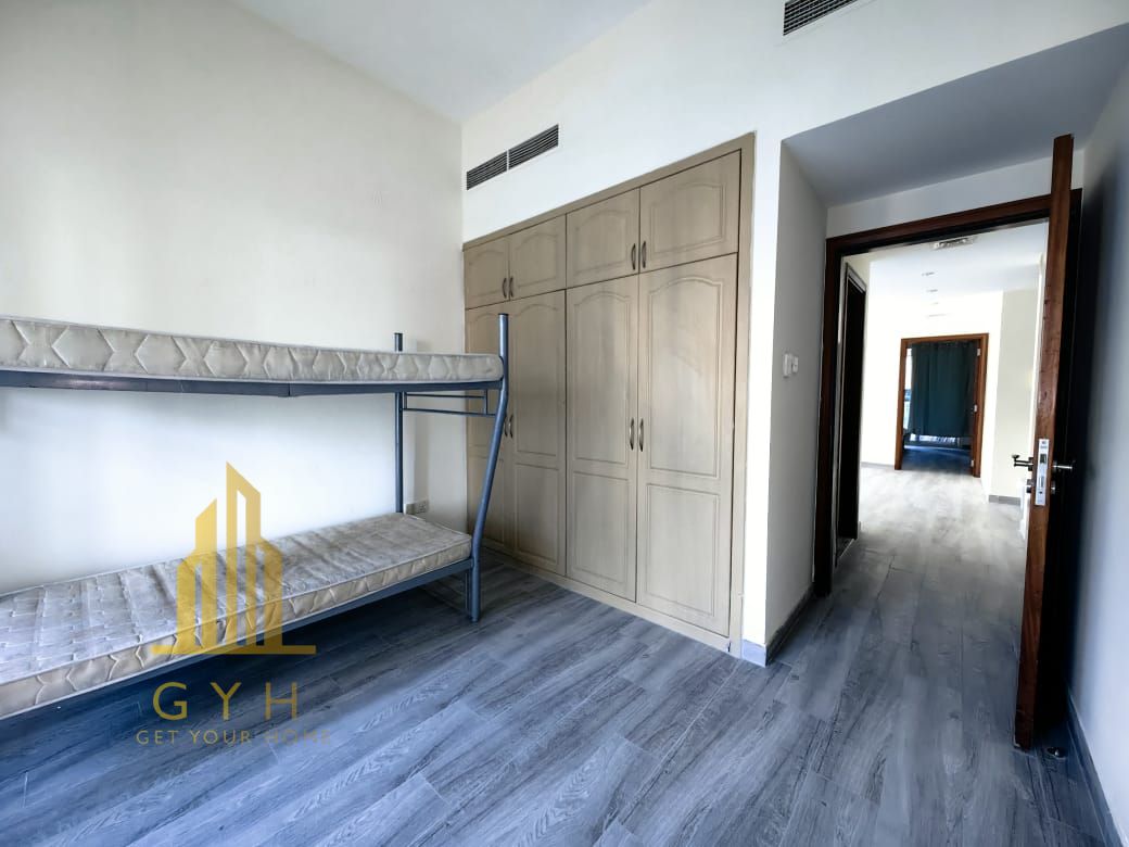 Spacious 2-Bedroom Apartment in Marina Park, Dubai Marina