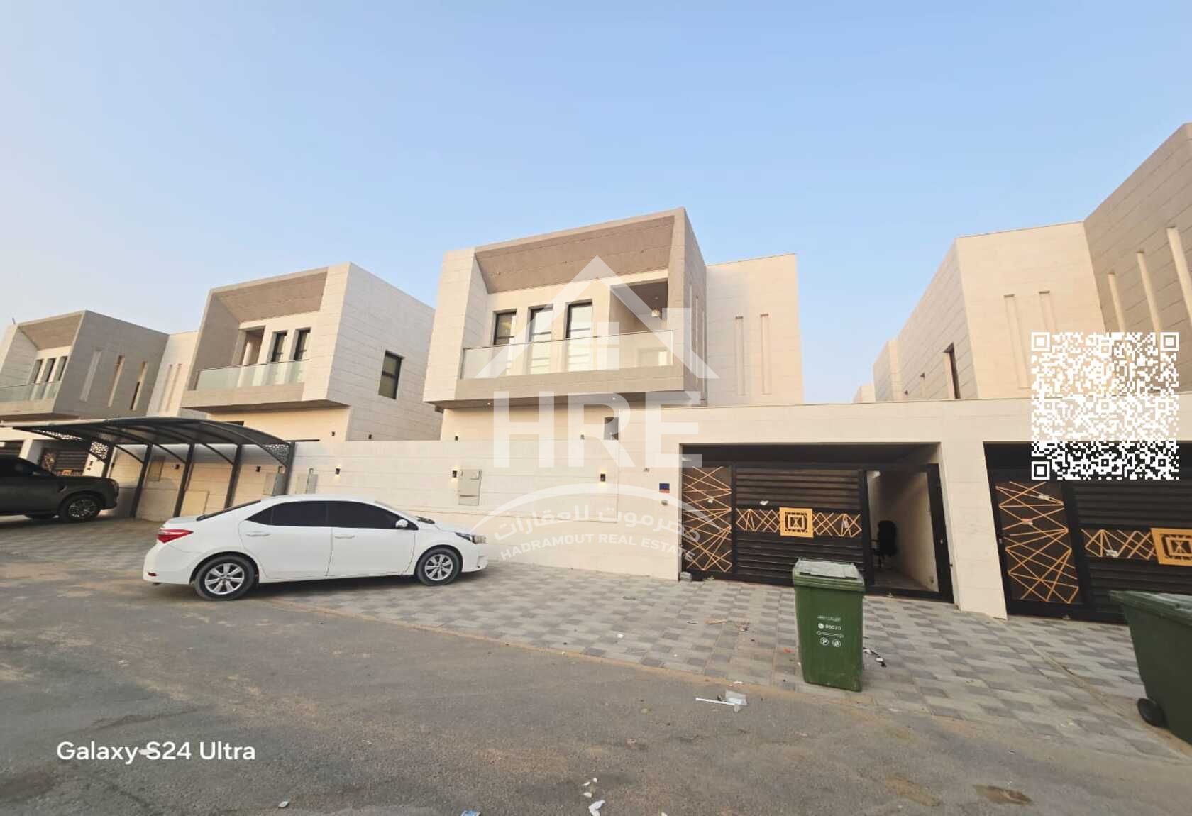 Luxury villa for rent in Al Yasmin