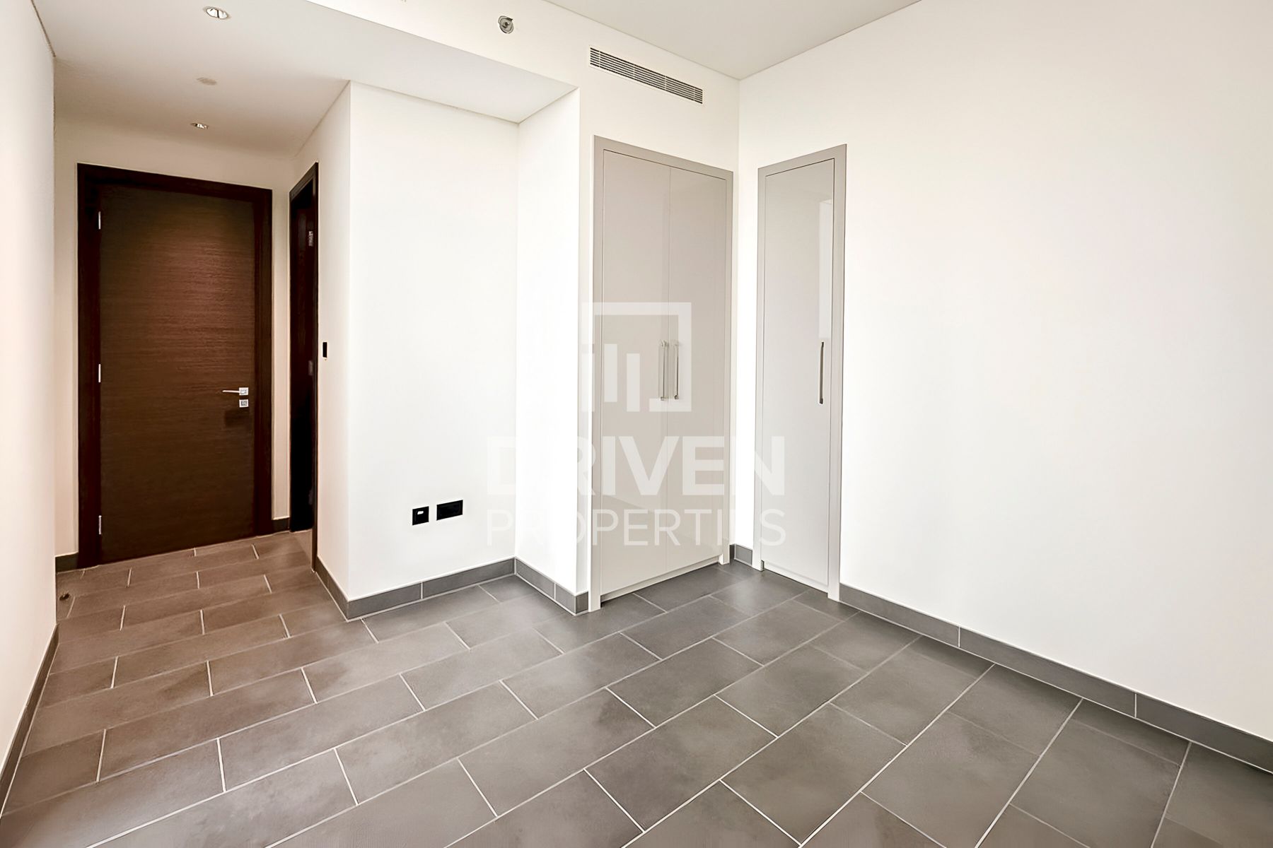 Modern Apt | Community View | Rented Investor Deal