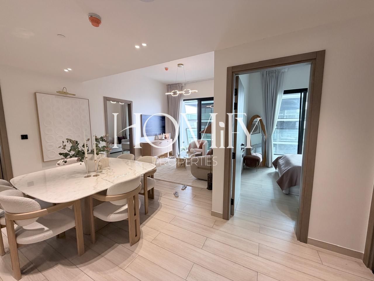 Unfurnished | Prime Location | Huge Layout