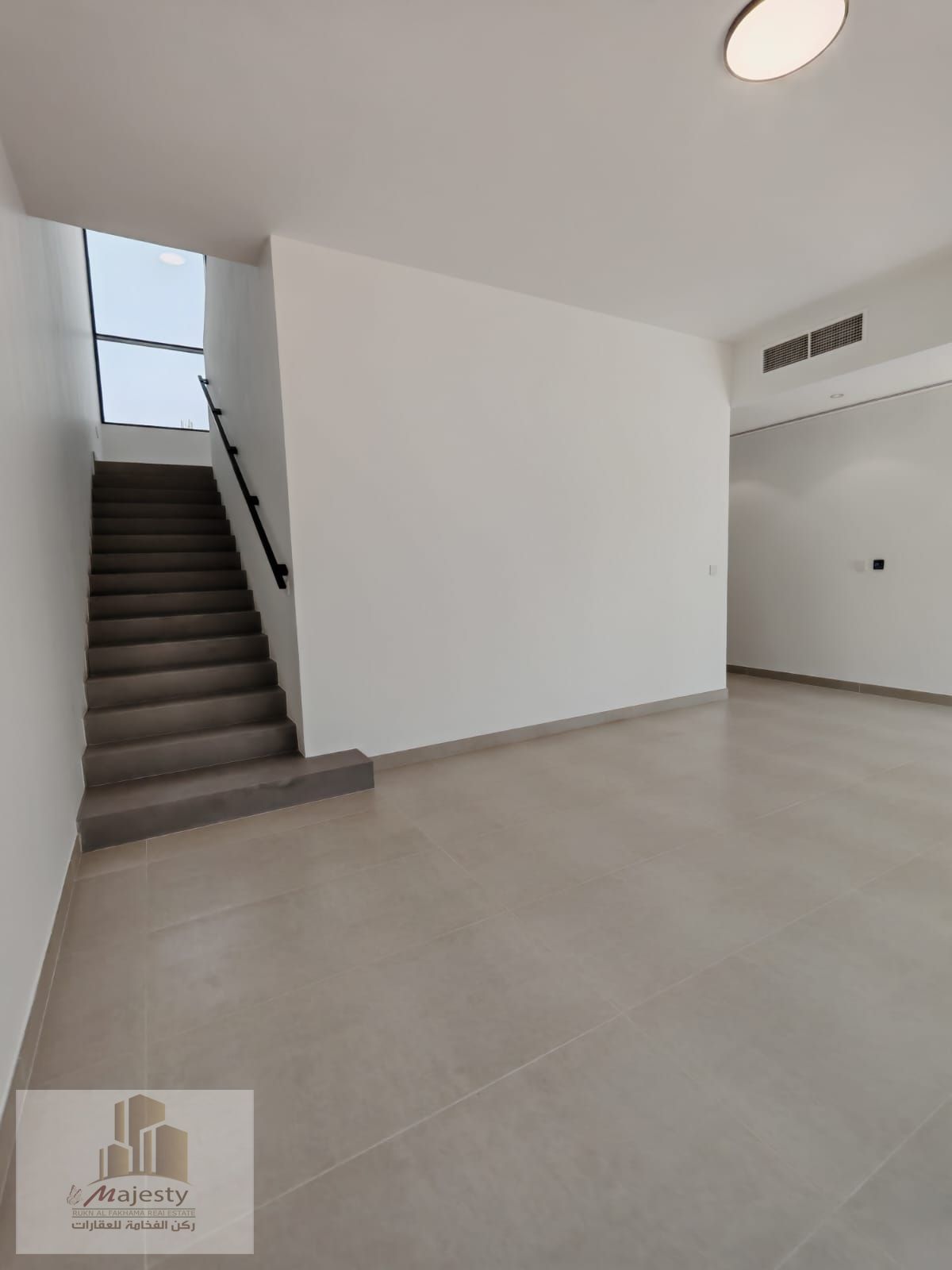 Villa for sale in Sharjah, on the main road