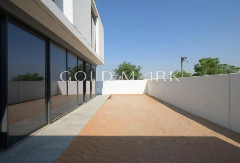 Spacious Layout | Twin Villa| Single Row