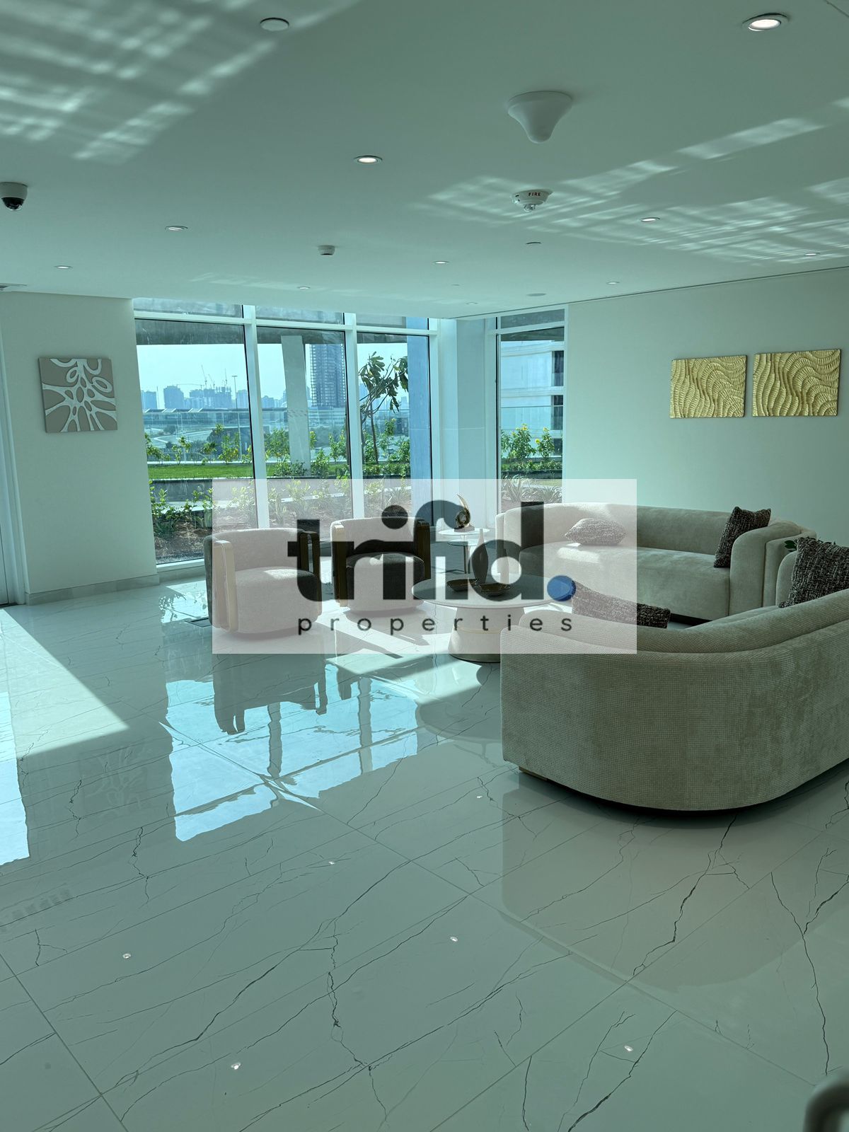 READY TO MOVE | FITTED KITCHEN | GREAT AMENITIES