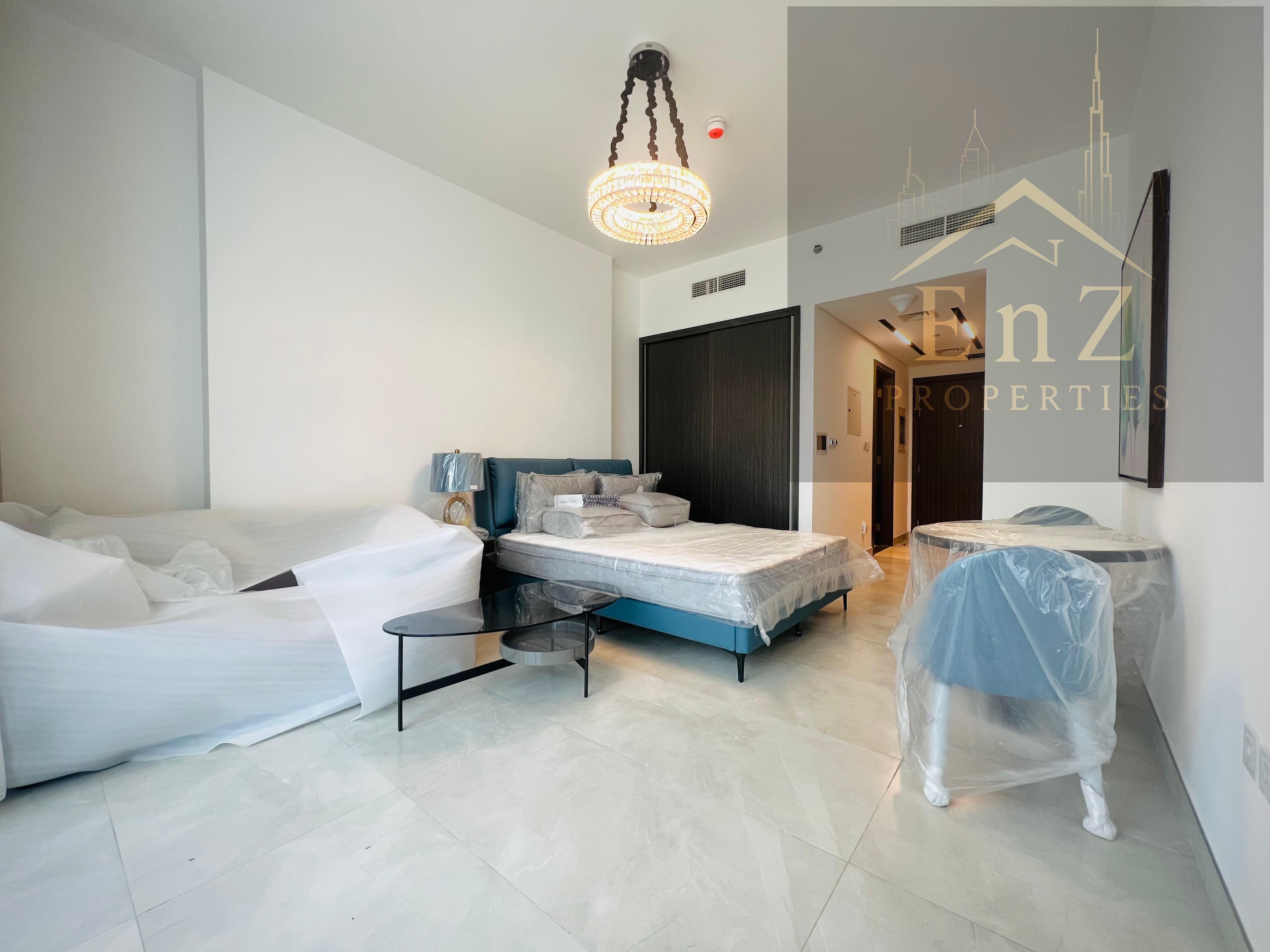 Burj View Brand New Fully Furnished | Ready to Move | 2 Cheuqe