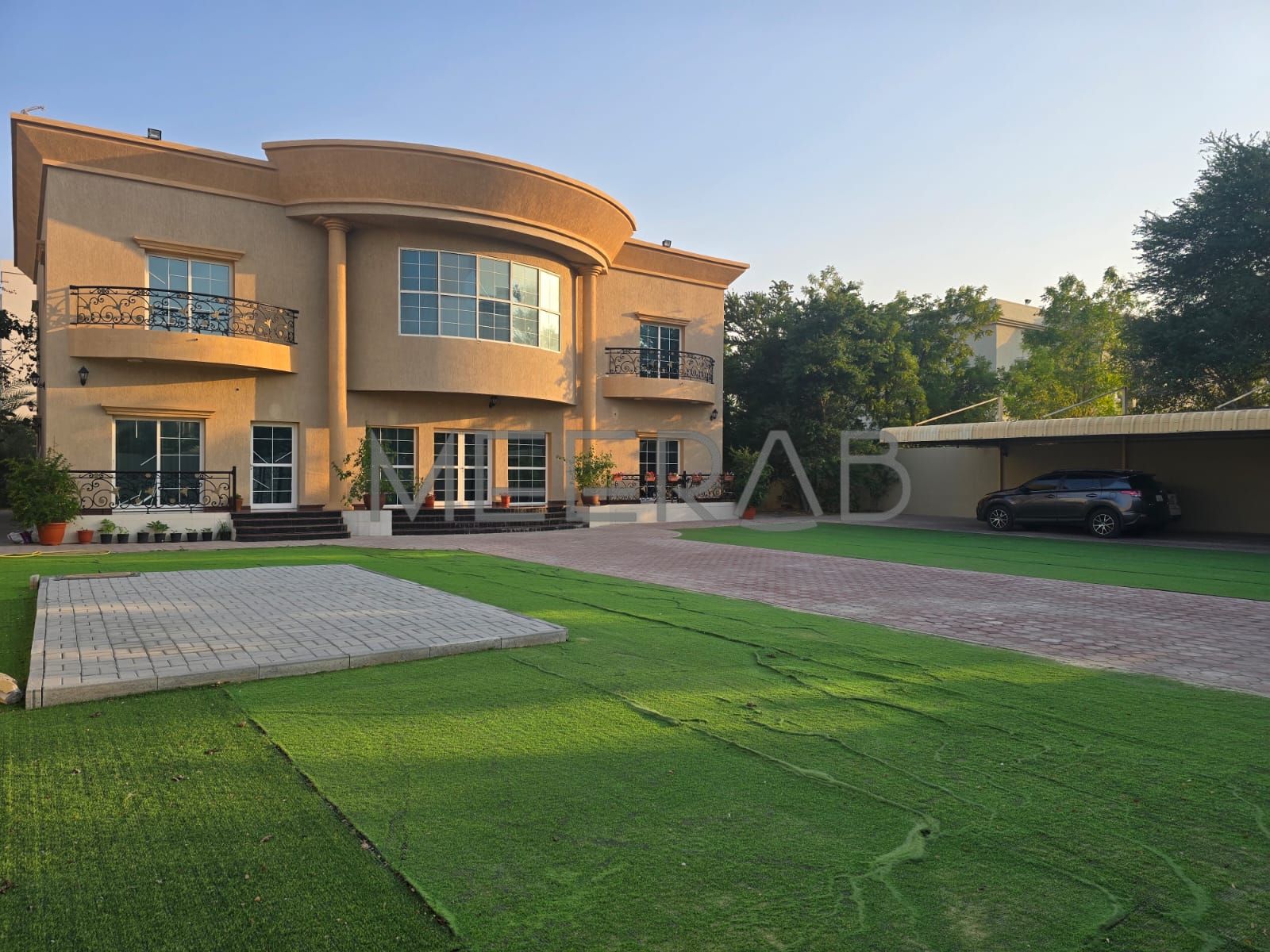 WELL MAINTAINED | SPACIOUS VILLA | GOOD LOCATION