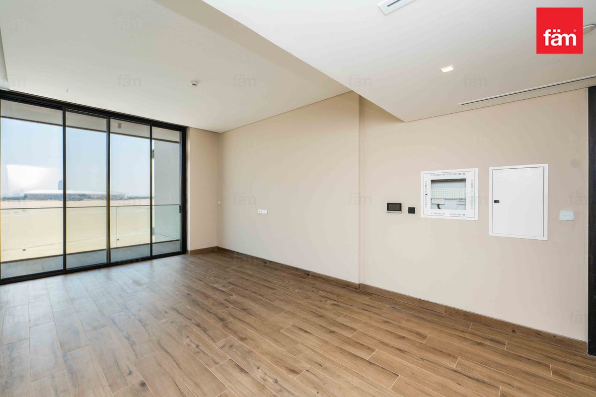 Exclusive | Brand New | Smart Home