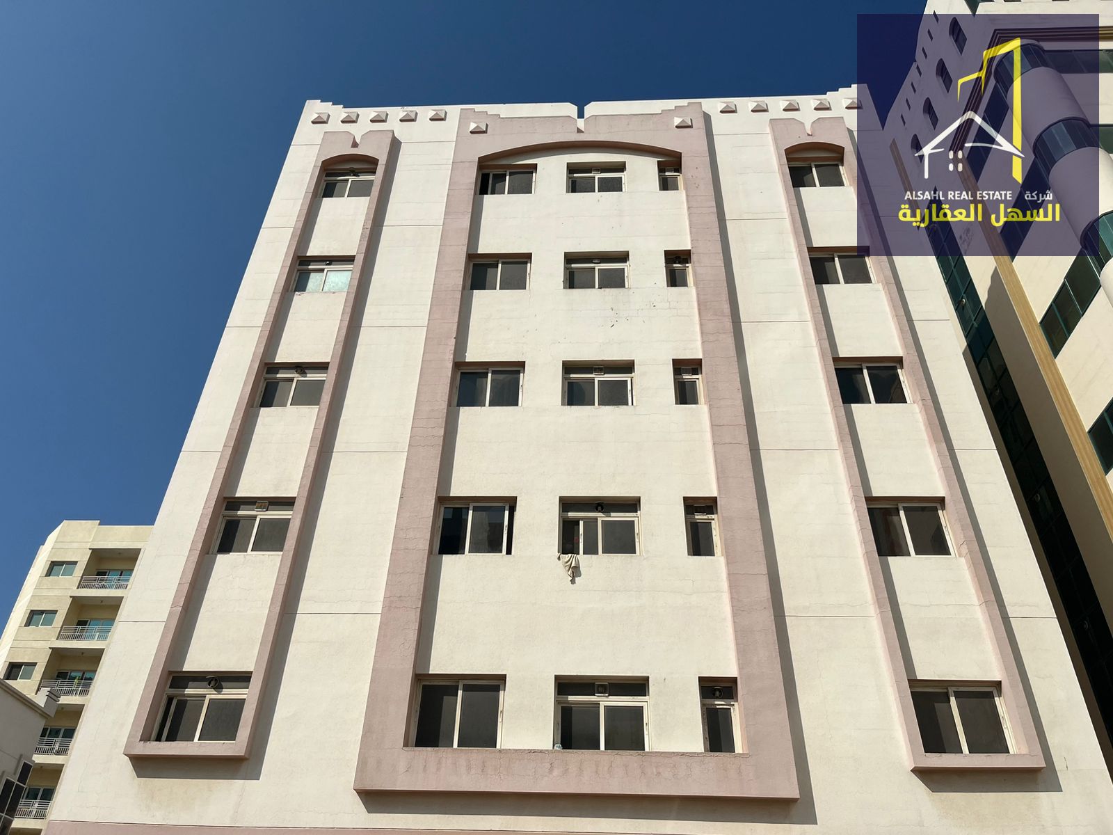 For Sale: Commercial Building in Al Qulayaa Area – Sharjah A good investment opportunity in Al Qulayaa, Sharjah. land area of 3,900 sq ft