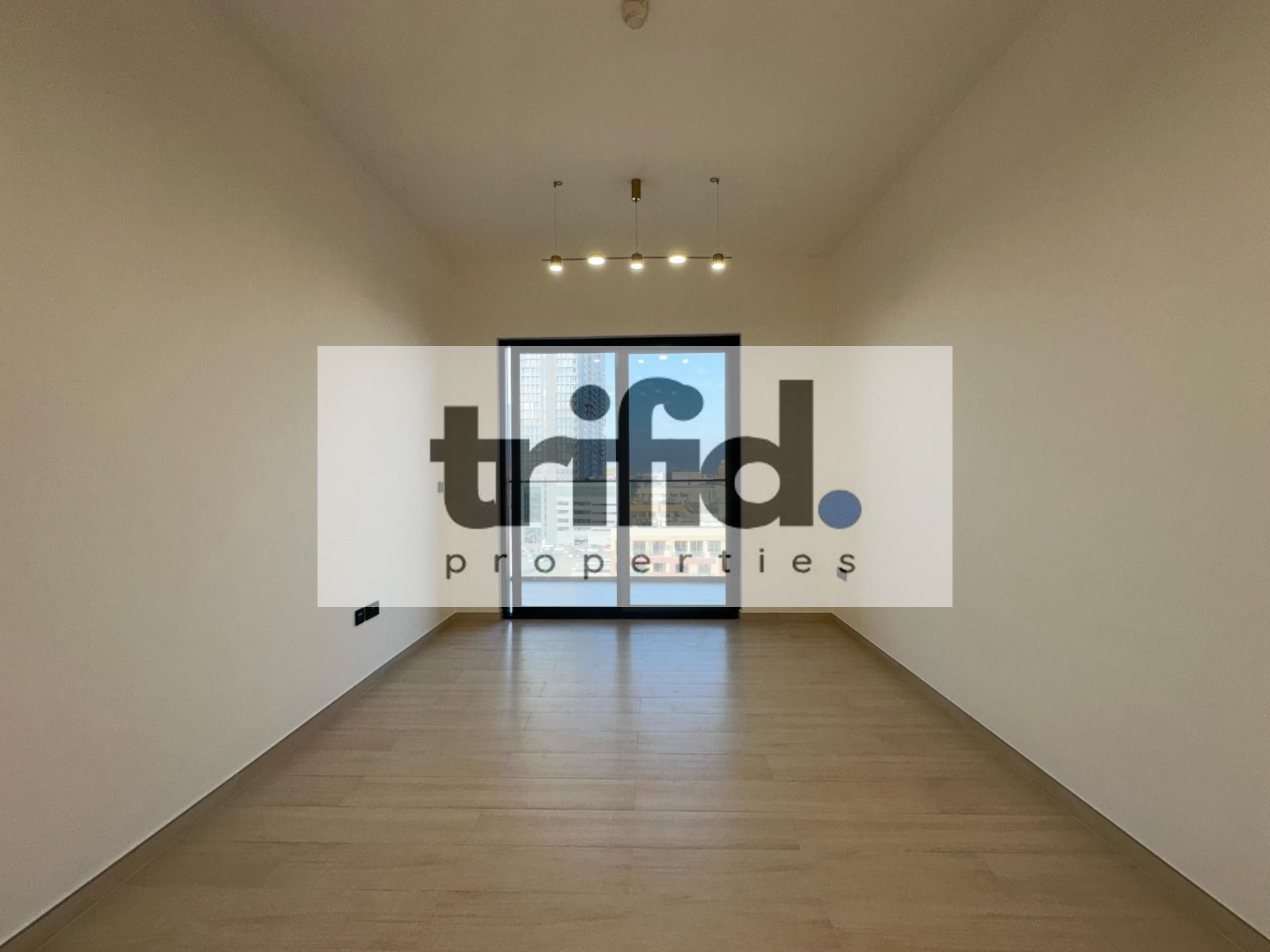 READY TO MOVE | GREAT AMENITIES | PRIME LOCATION