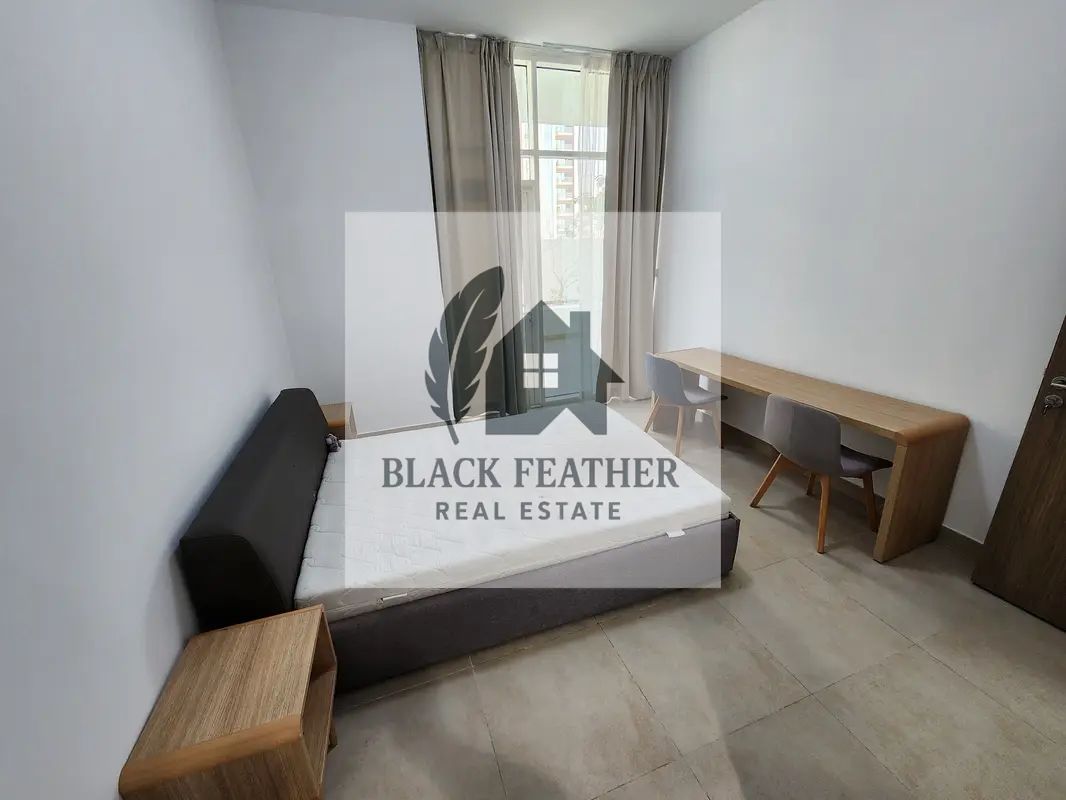 FURNISHED APARTMENT/ SPACIOUS/ CHILLER FREE/ READY TO MOVE IN