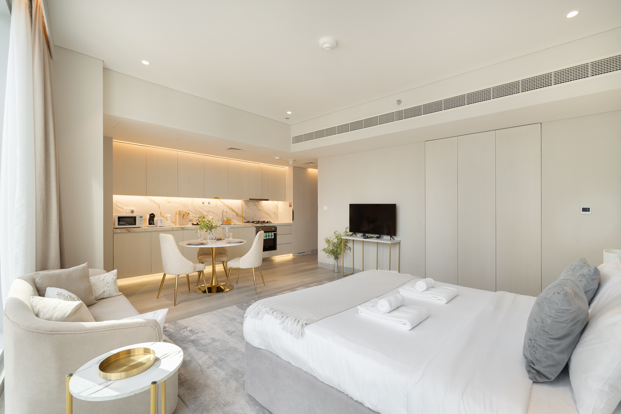 Luxury Studio at Marina Star