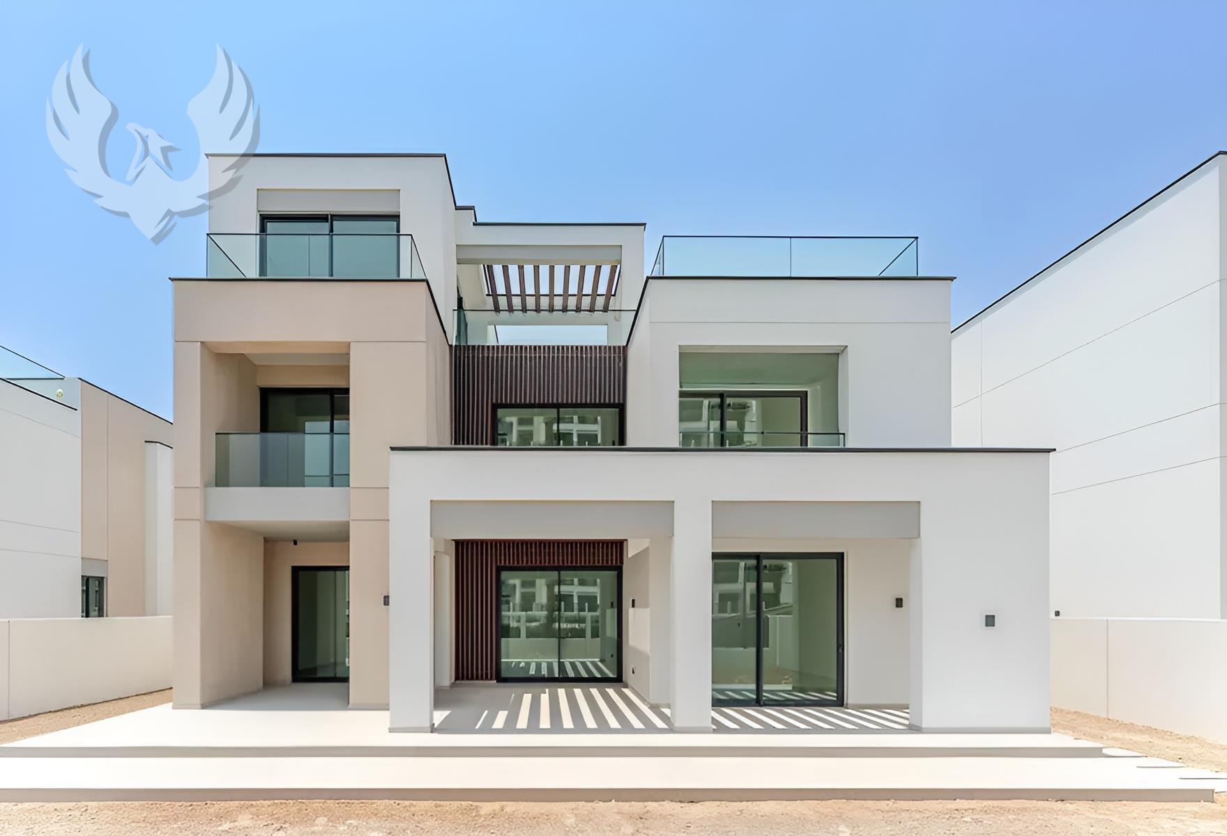 Best location on the big park | Corner | Big plot