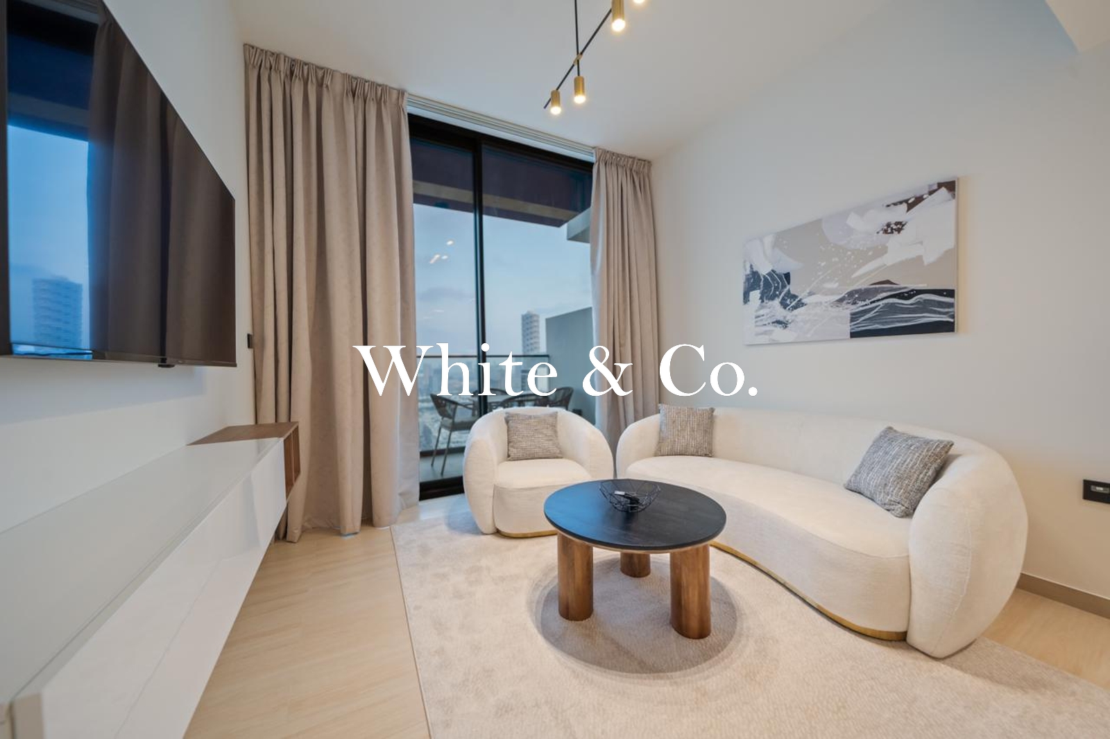 FULLY FURNISHED l MARINA VIEWS l STUNNING