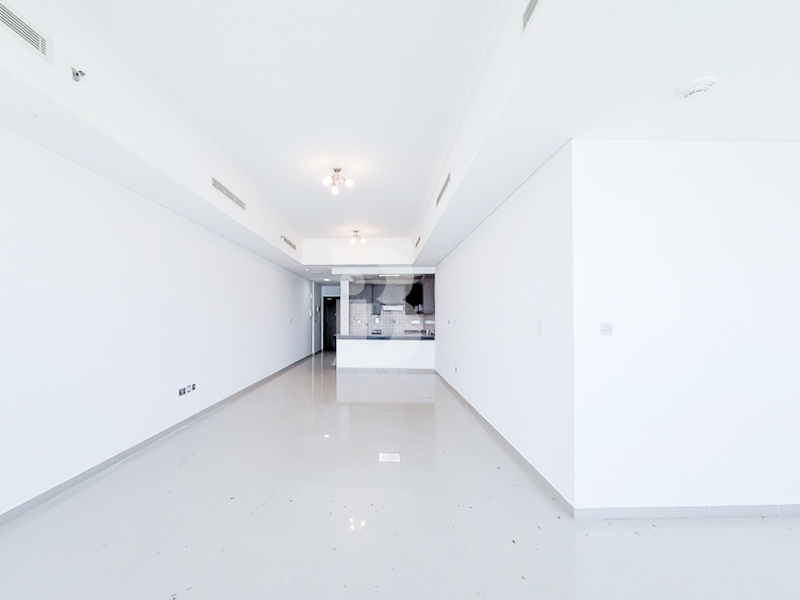 High Floor I Spacious Studio I Great Location