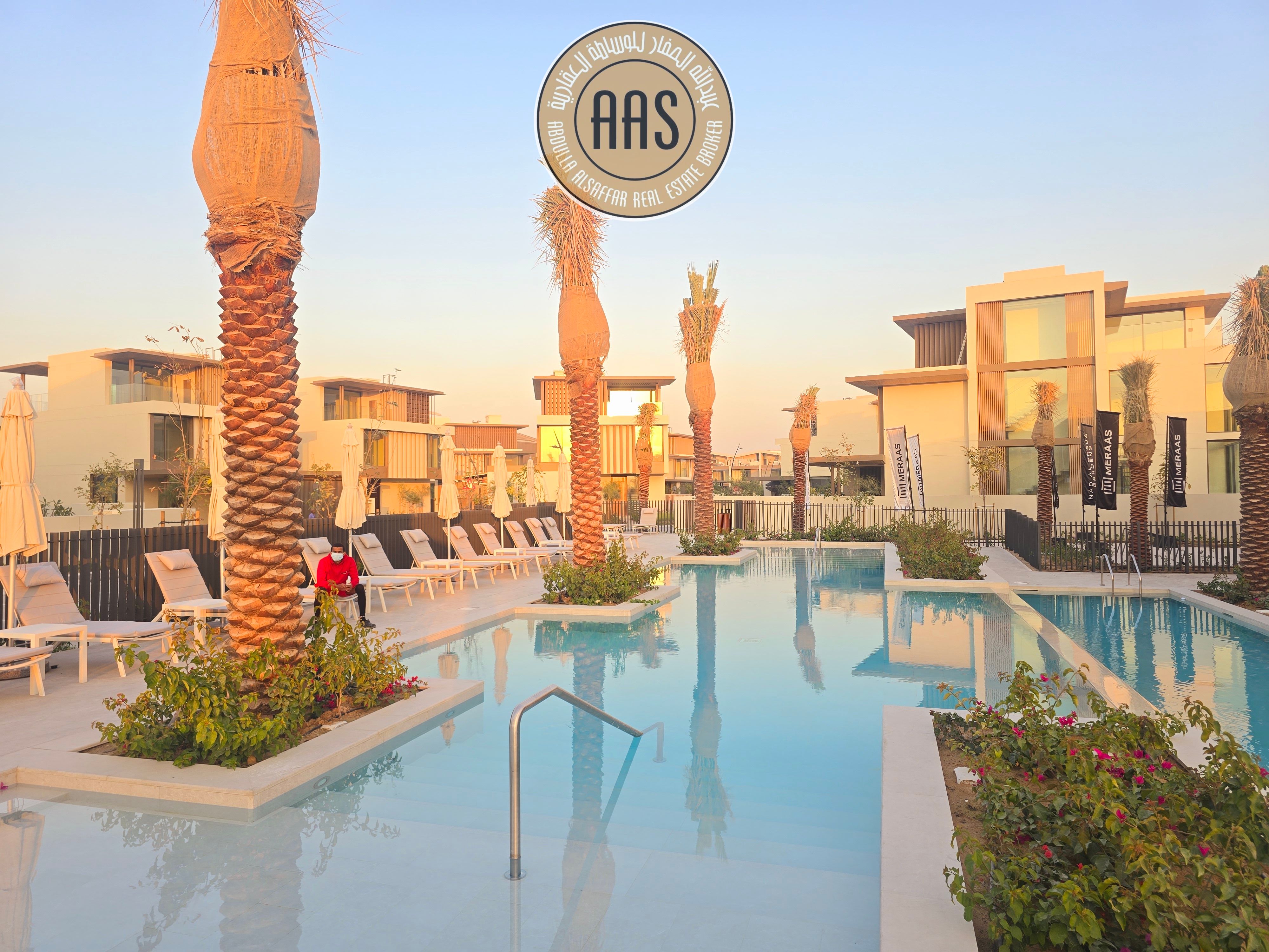 Corner Unit•Brand New•Single Row 3+Maid's Room•Near To Club House•