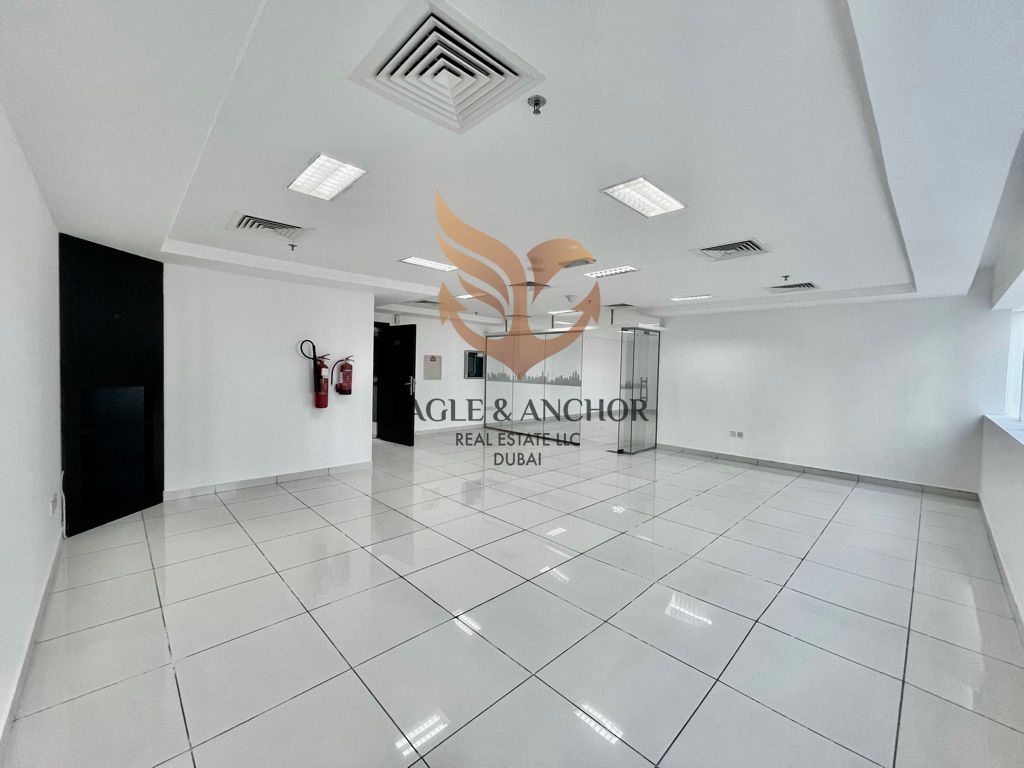 Partitioned 1,100 SQFT Office | Chiller Free | Near Metro