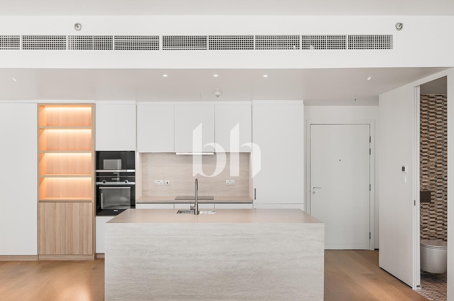 High-Floor 2BR | Burj Khalifa View | Downtown
