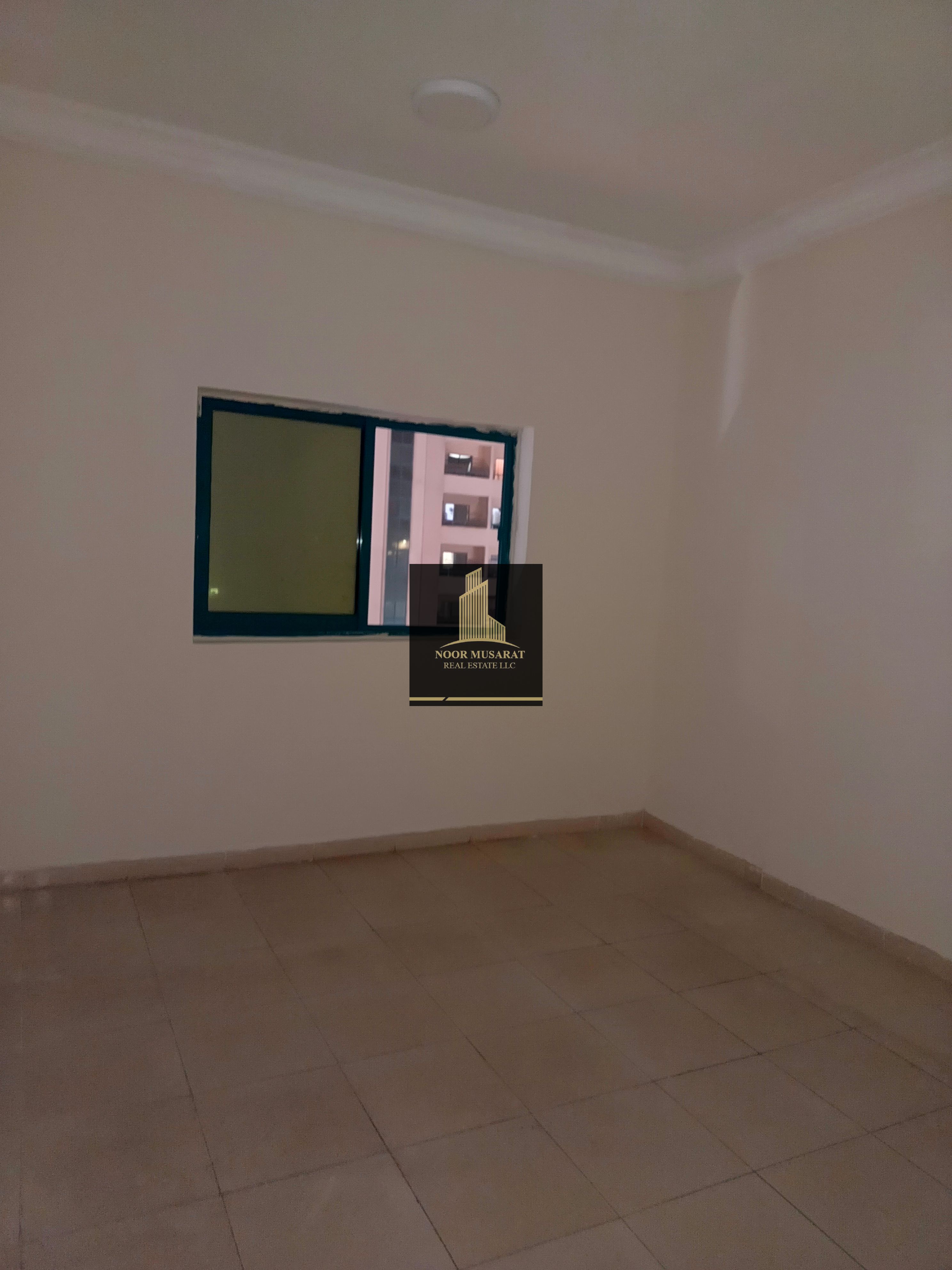 Neat clean family 1bhk with 1 full washroom only in 35k at Al-Nahda Sharjah
