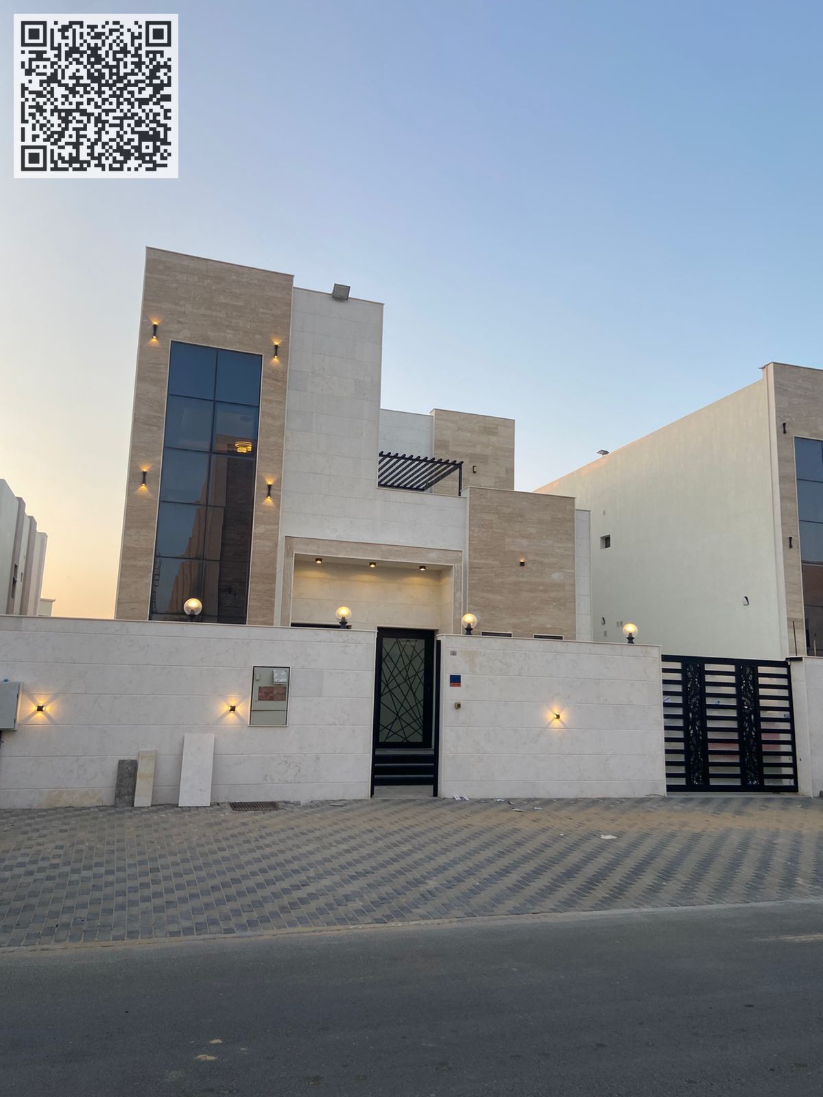 5 Master Bedrooms luxury villa available for rent @ Al Amerah, Ajman