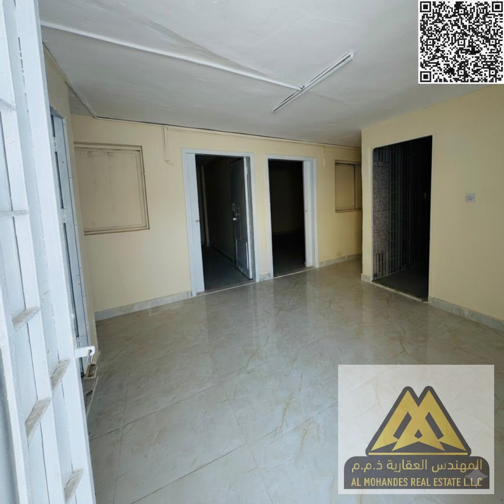 Two-bedroom apartment with a living room available for workers, employees, or business use | Brand new air conditioning | Two bathrooms | Very spaciou