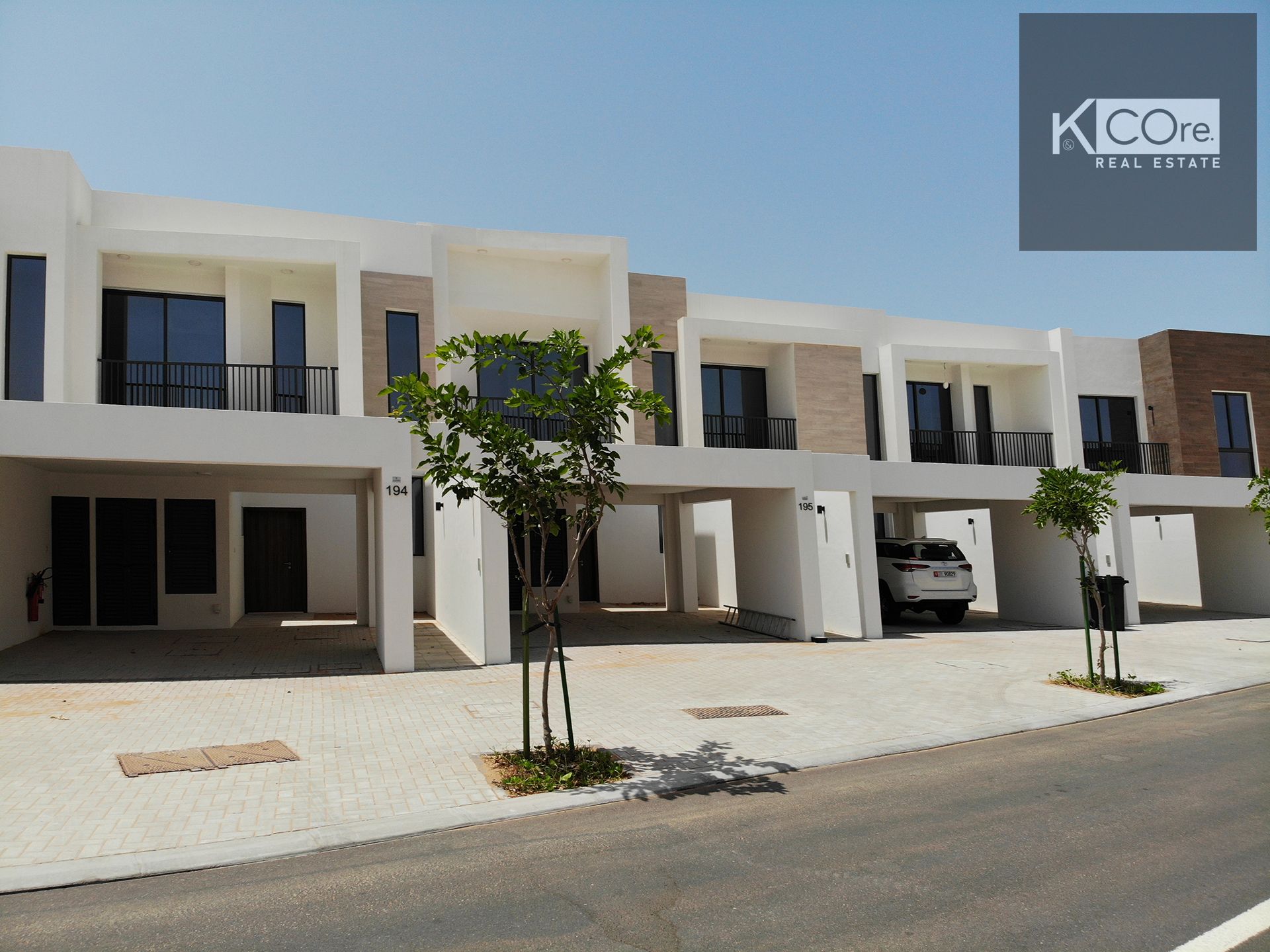 2BR PREMIUM TOWNHOUSE FOR RENT - MARBELLA 1