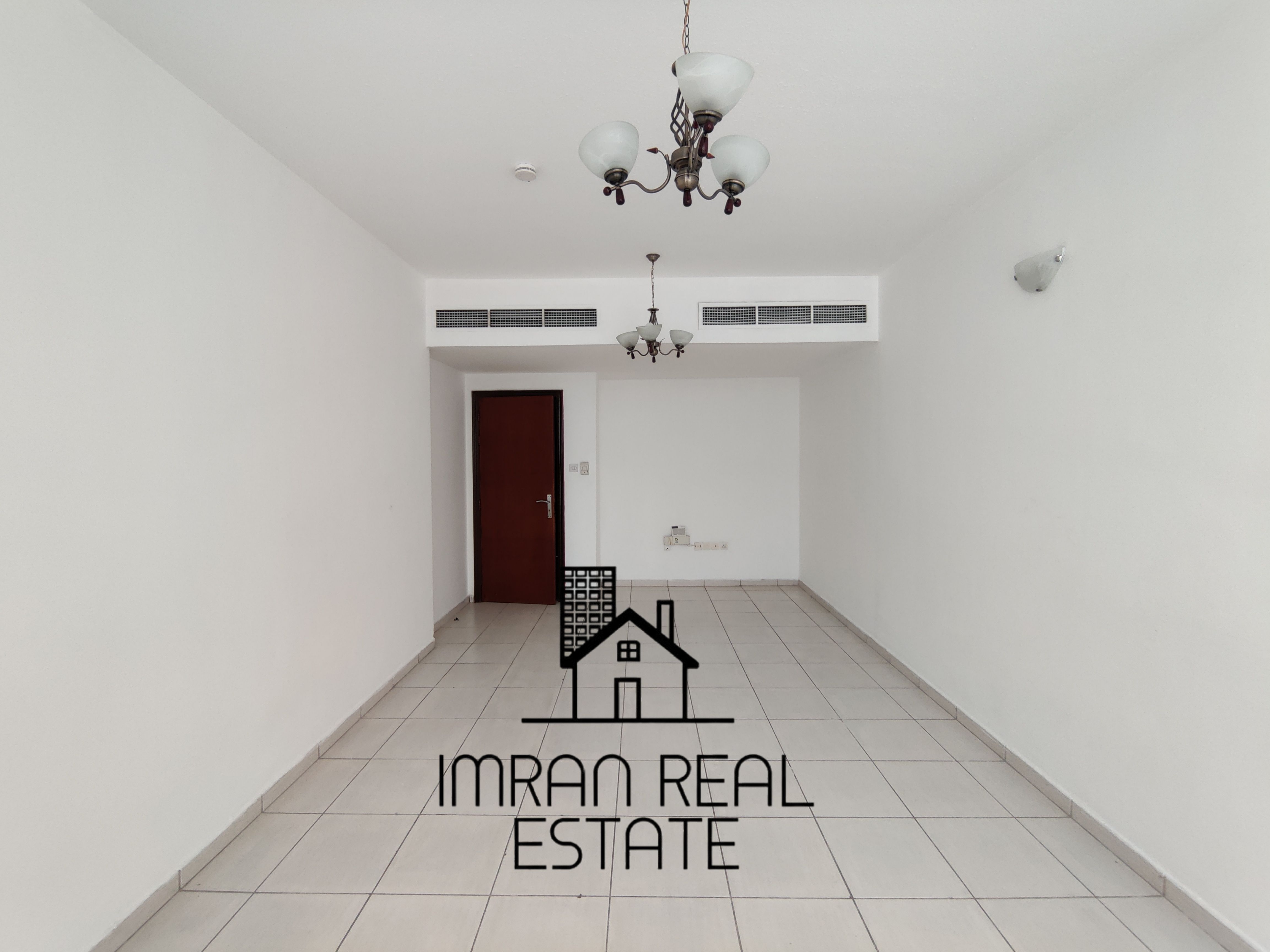 Hot Deal Spacious 2BHK | Built-in Wardrobes | Family Building